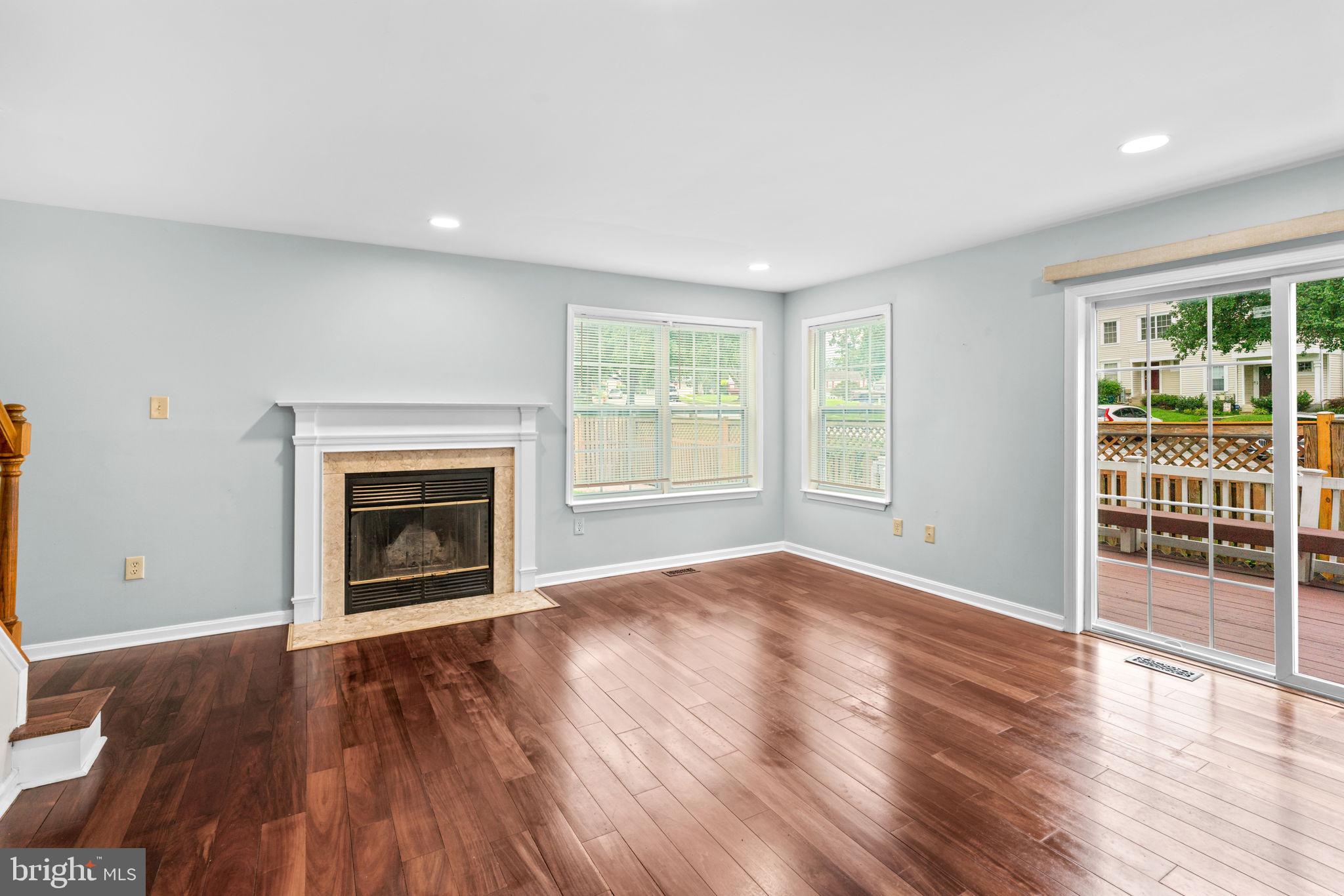 8540 HARVEST VIEW CT