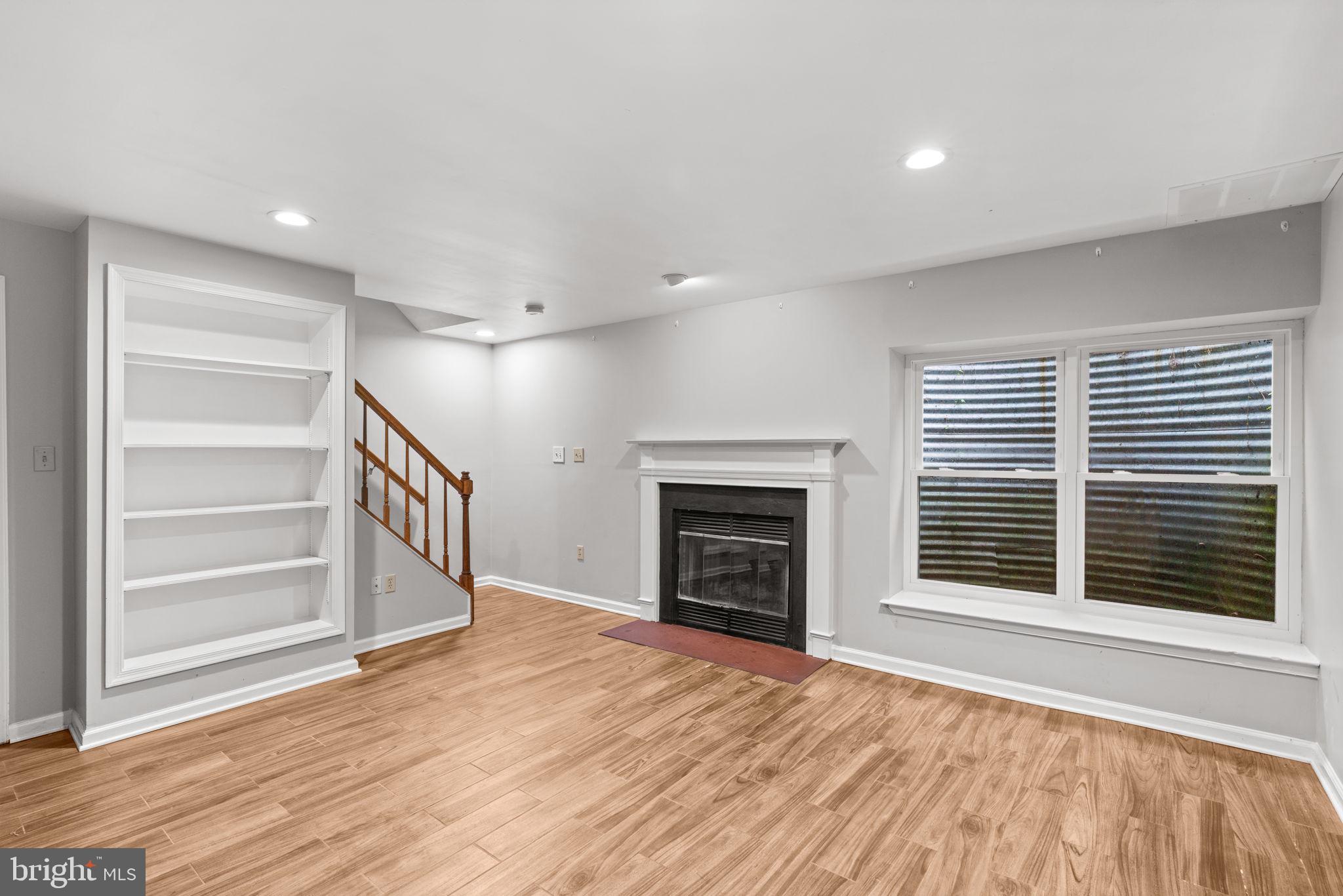 8540 HARVEST VIEW CT