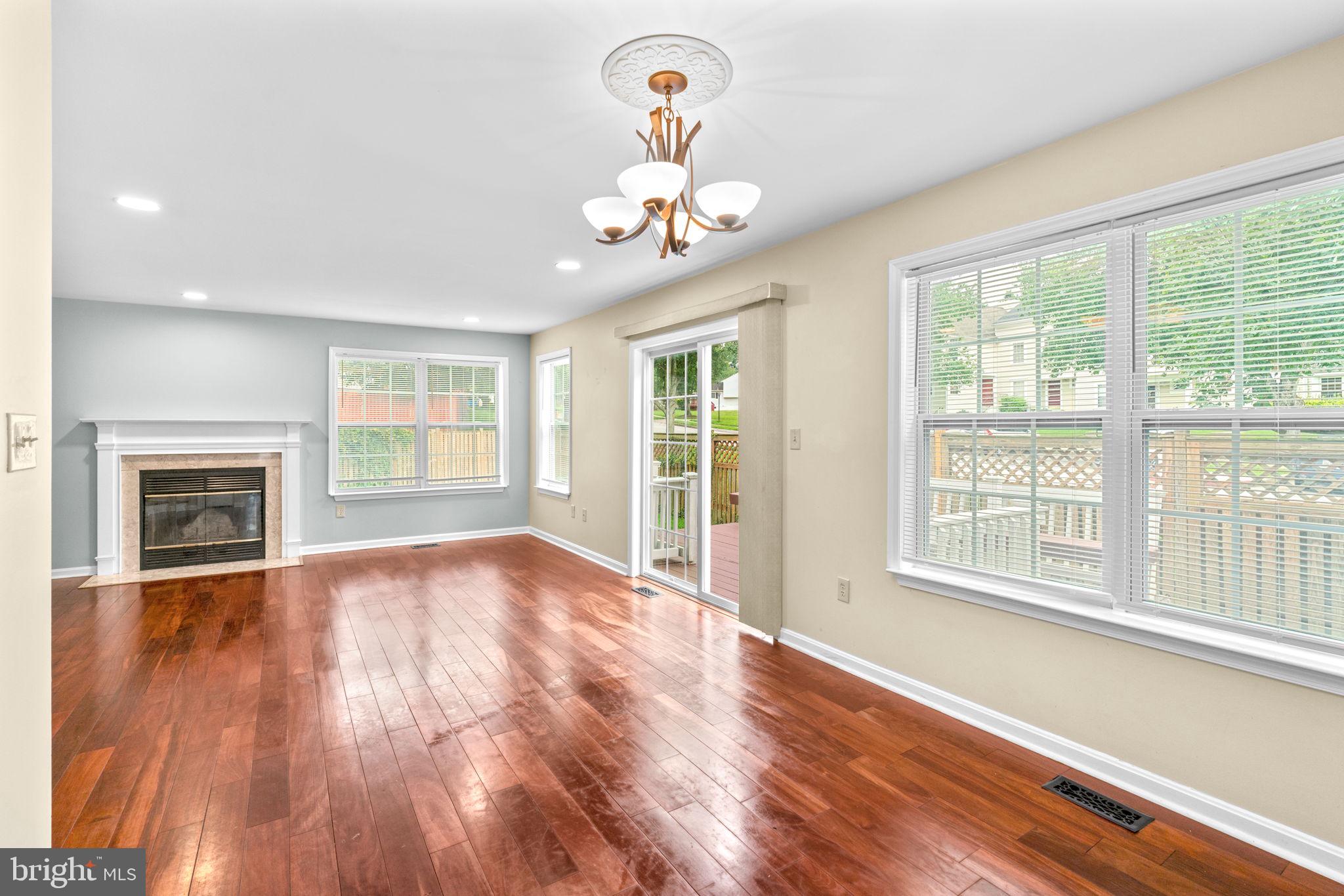 8540 HARVEST VIEW CT