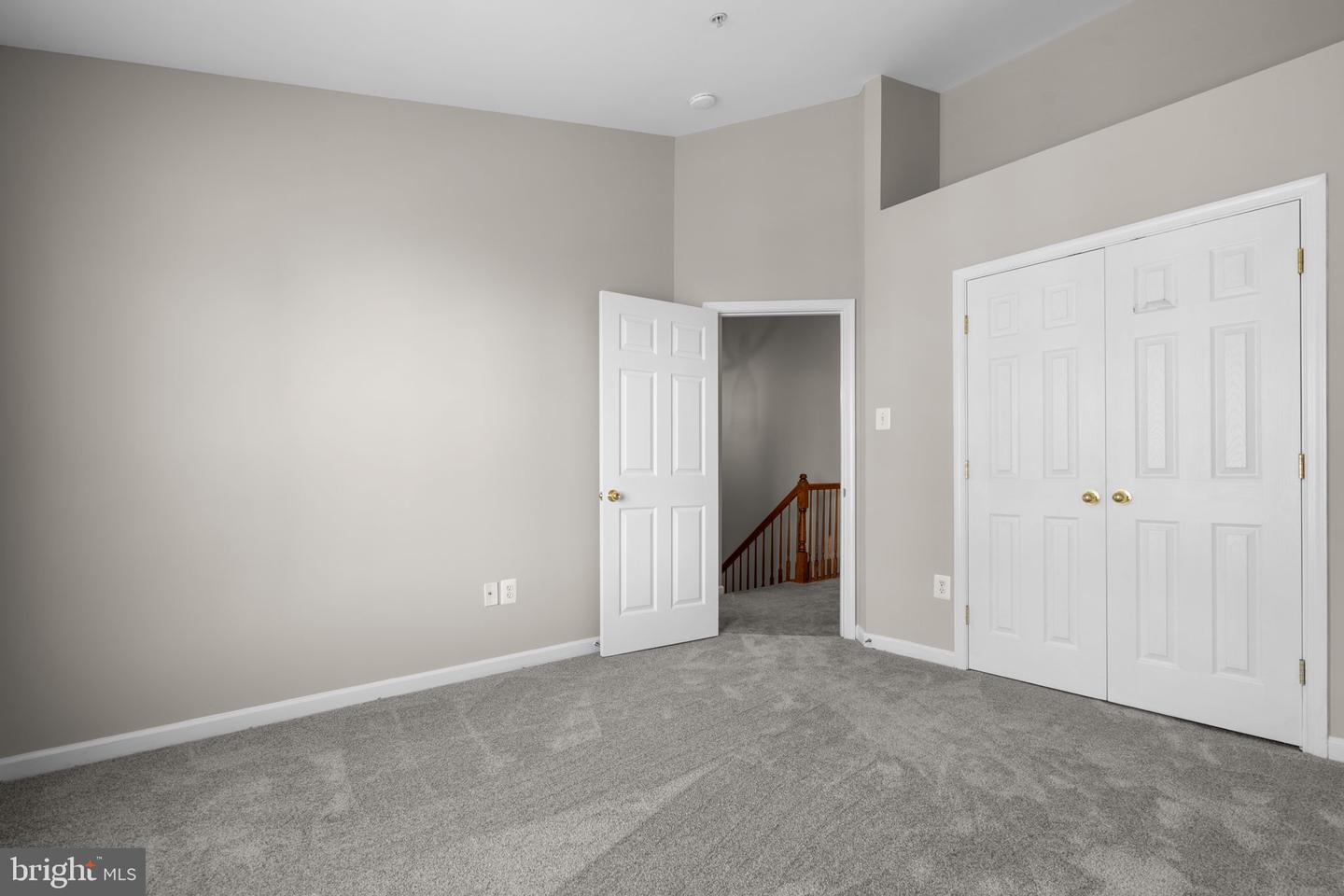 7129 WATER OAK RD #116