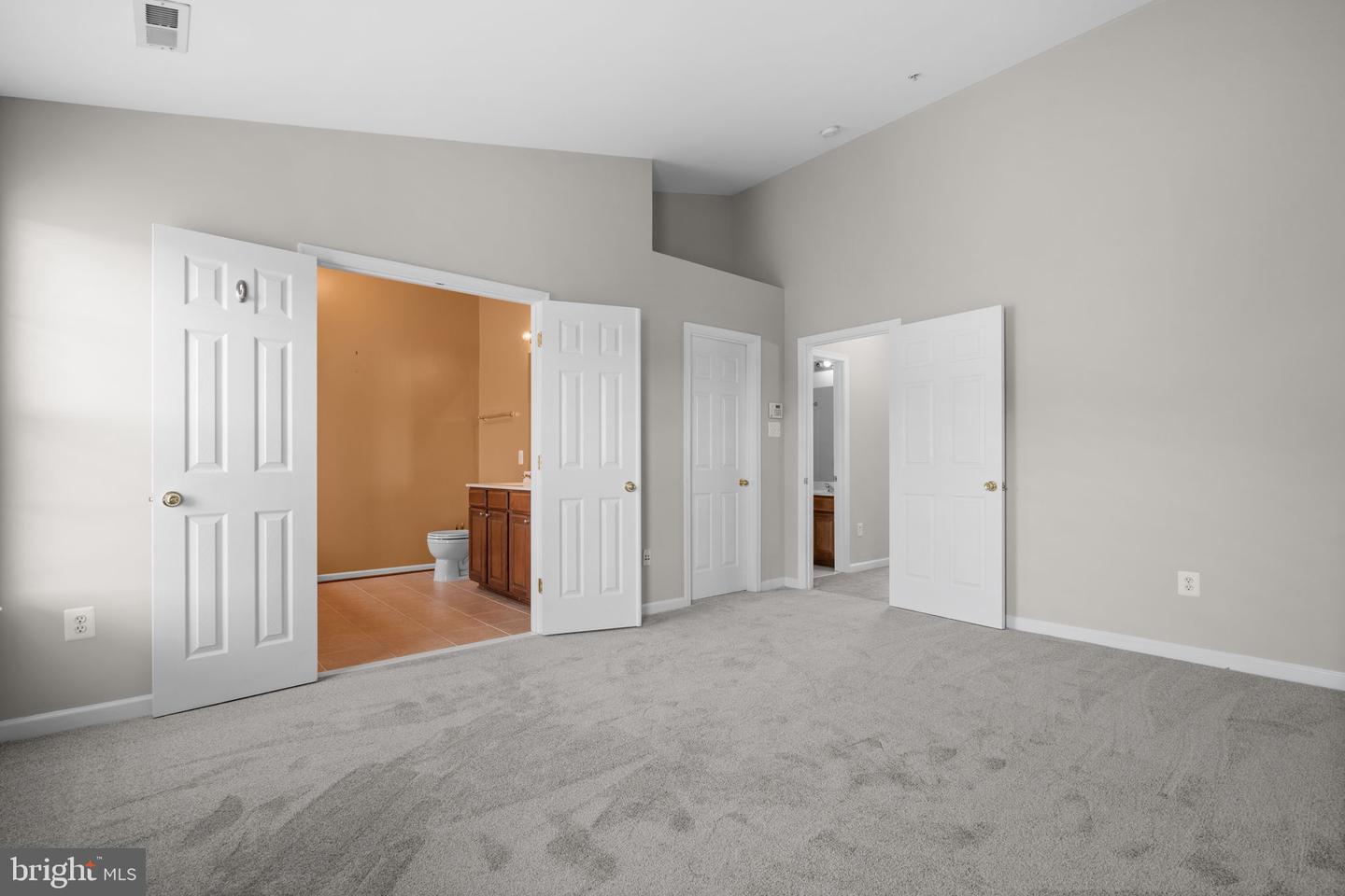 7129 WATER OAK RD #116