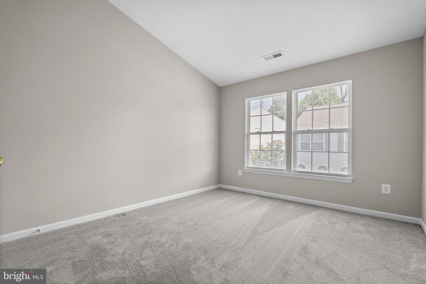 7129 WATER OAK RD #116