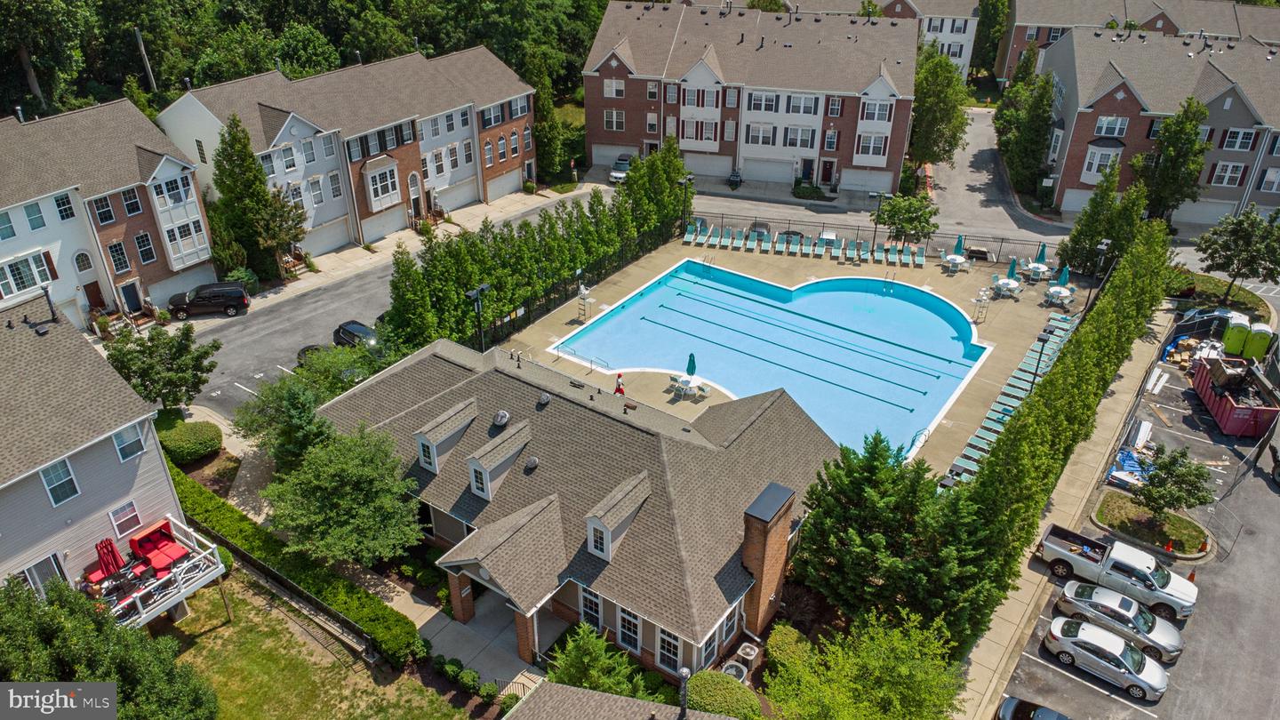 7129 WATER OAK RD #116