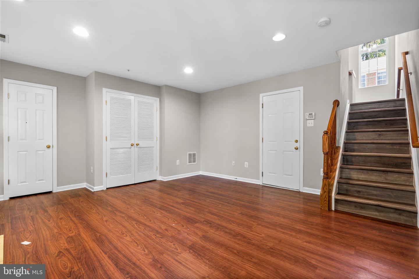 7129 WATER OAK RD #116