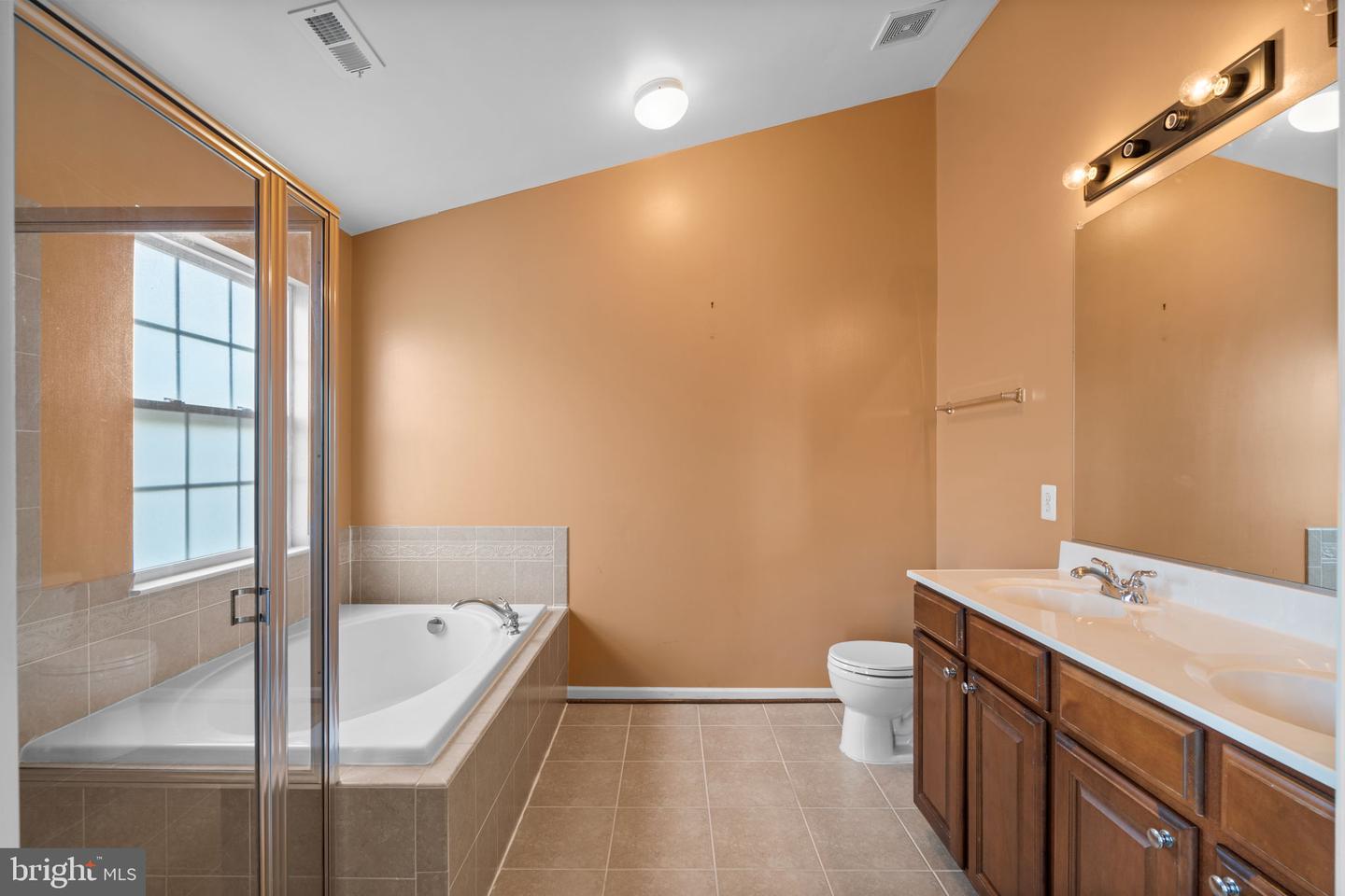 7129 WATER OAK RD #116