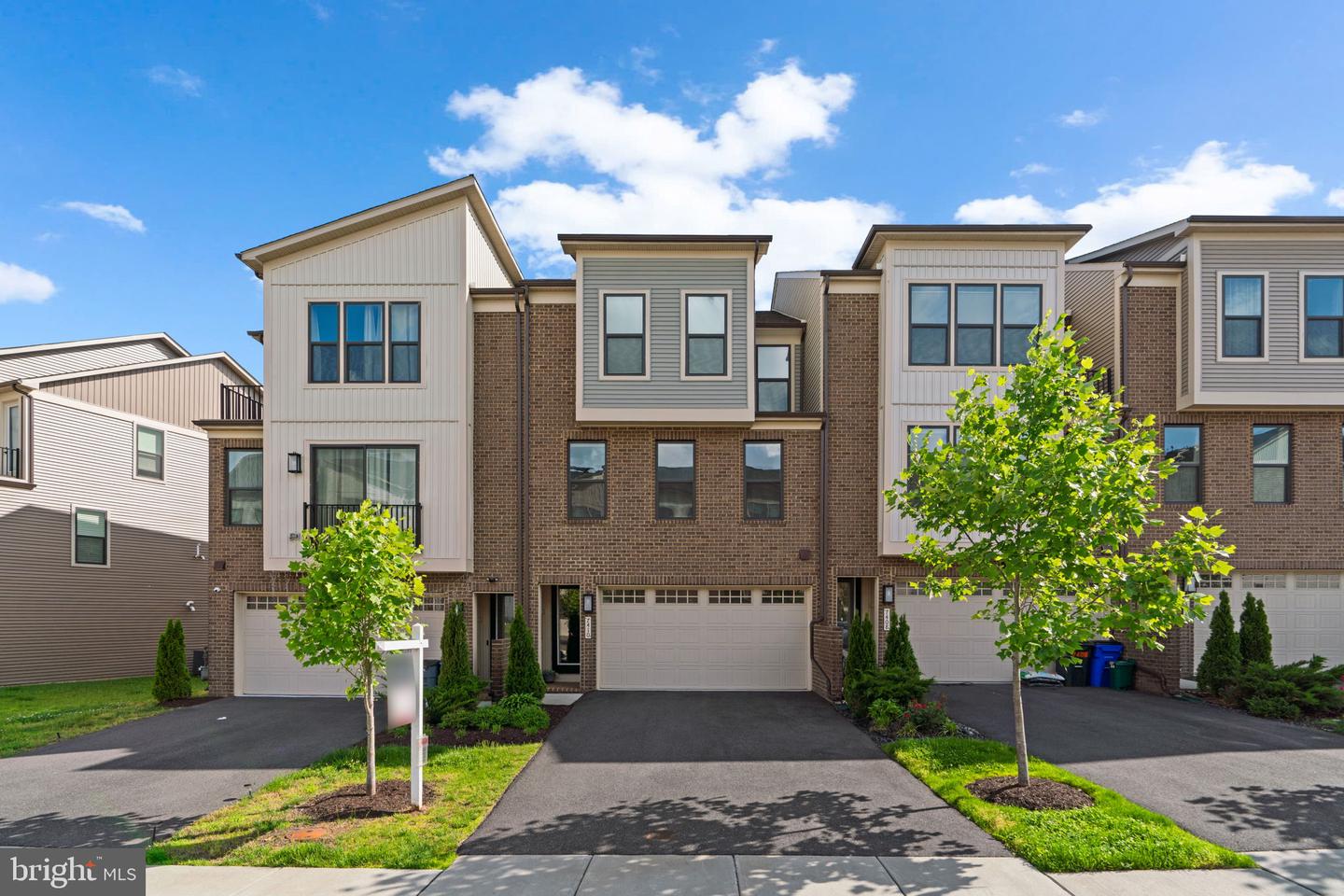 7410 Plainview Ter