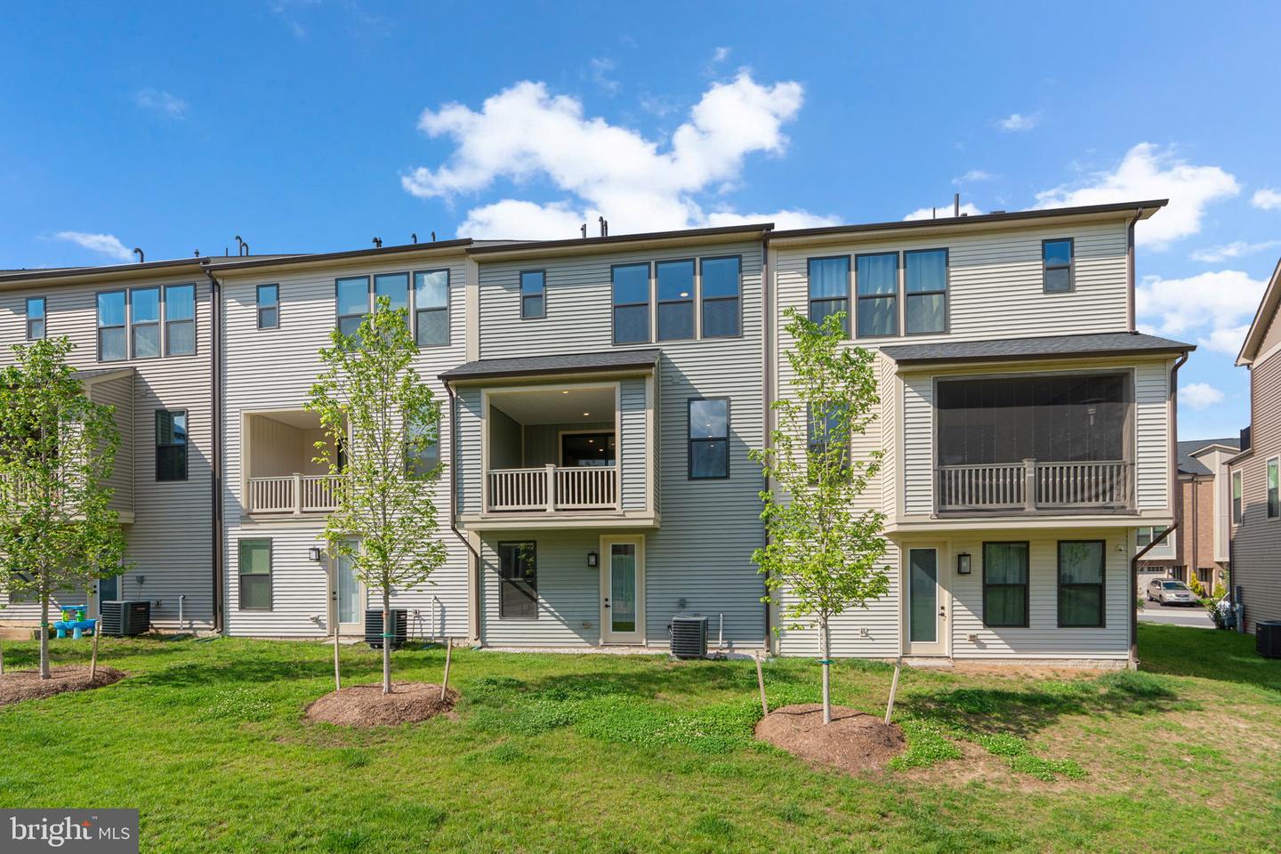7410 Plainview Ter