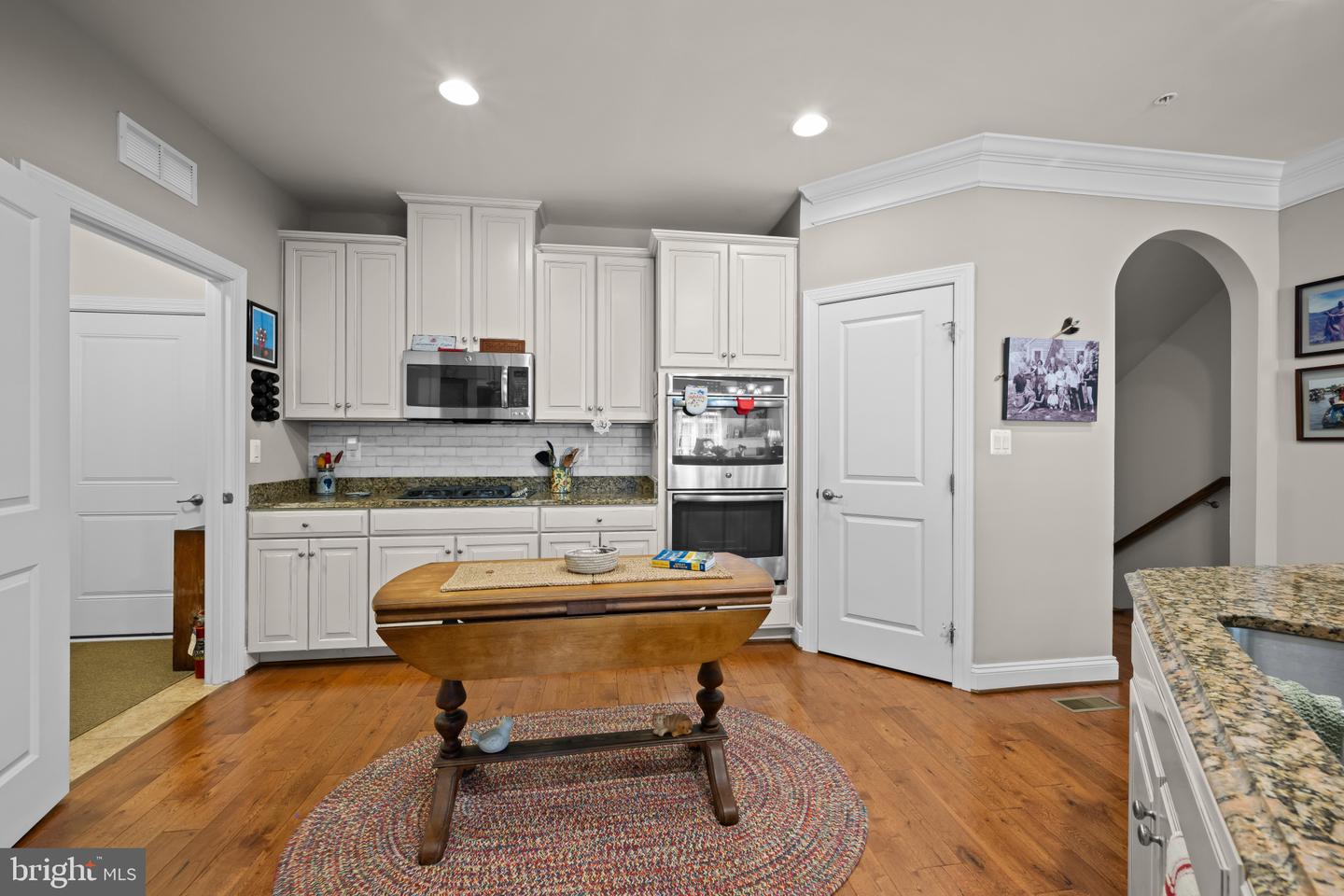 2417 Walking Janelle Way