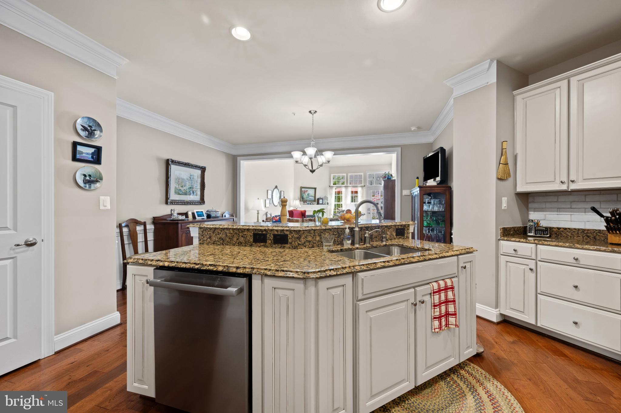 2417 Walking Janelle Way