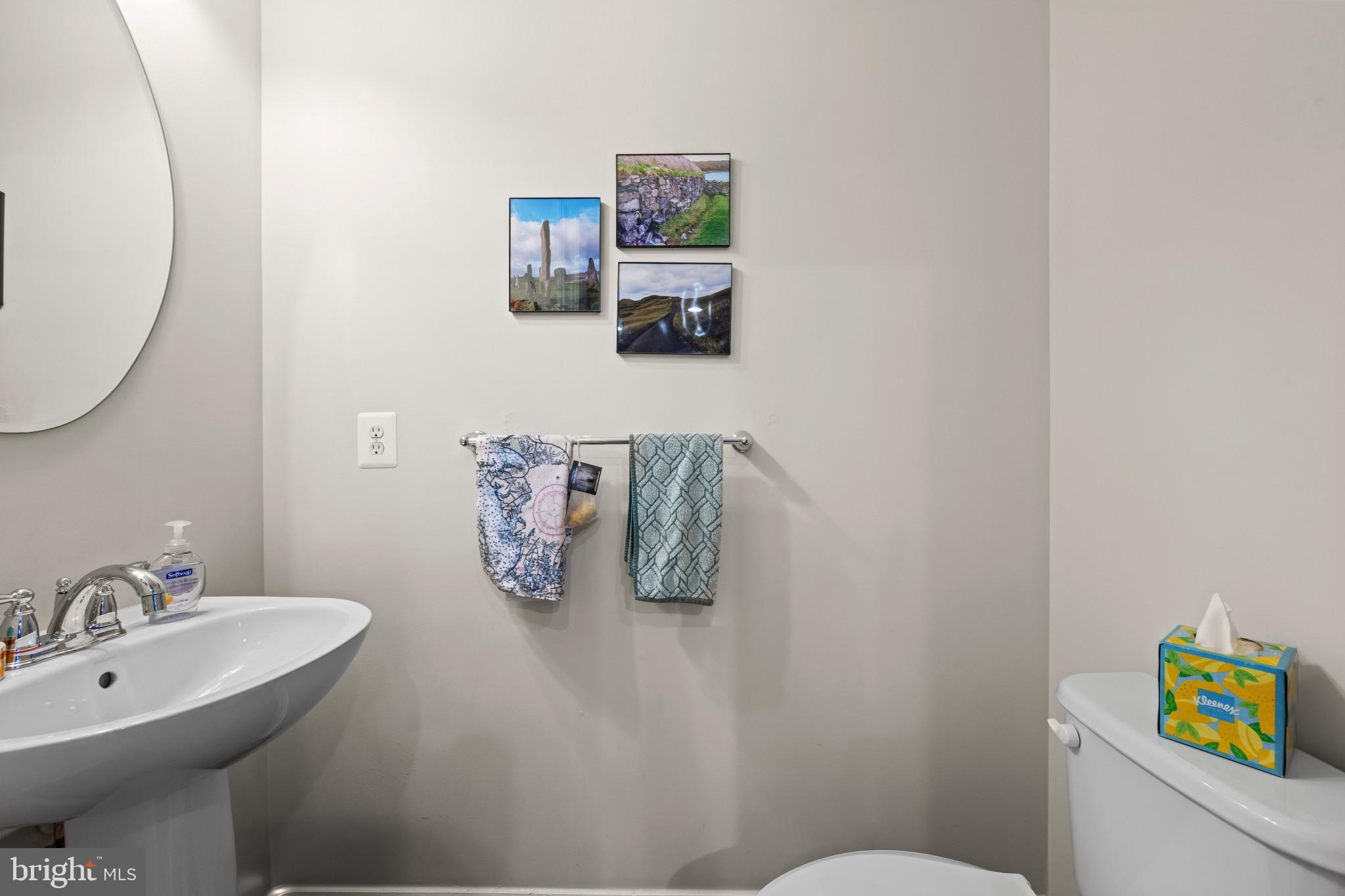 2417 Walking Janelle Way