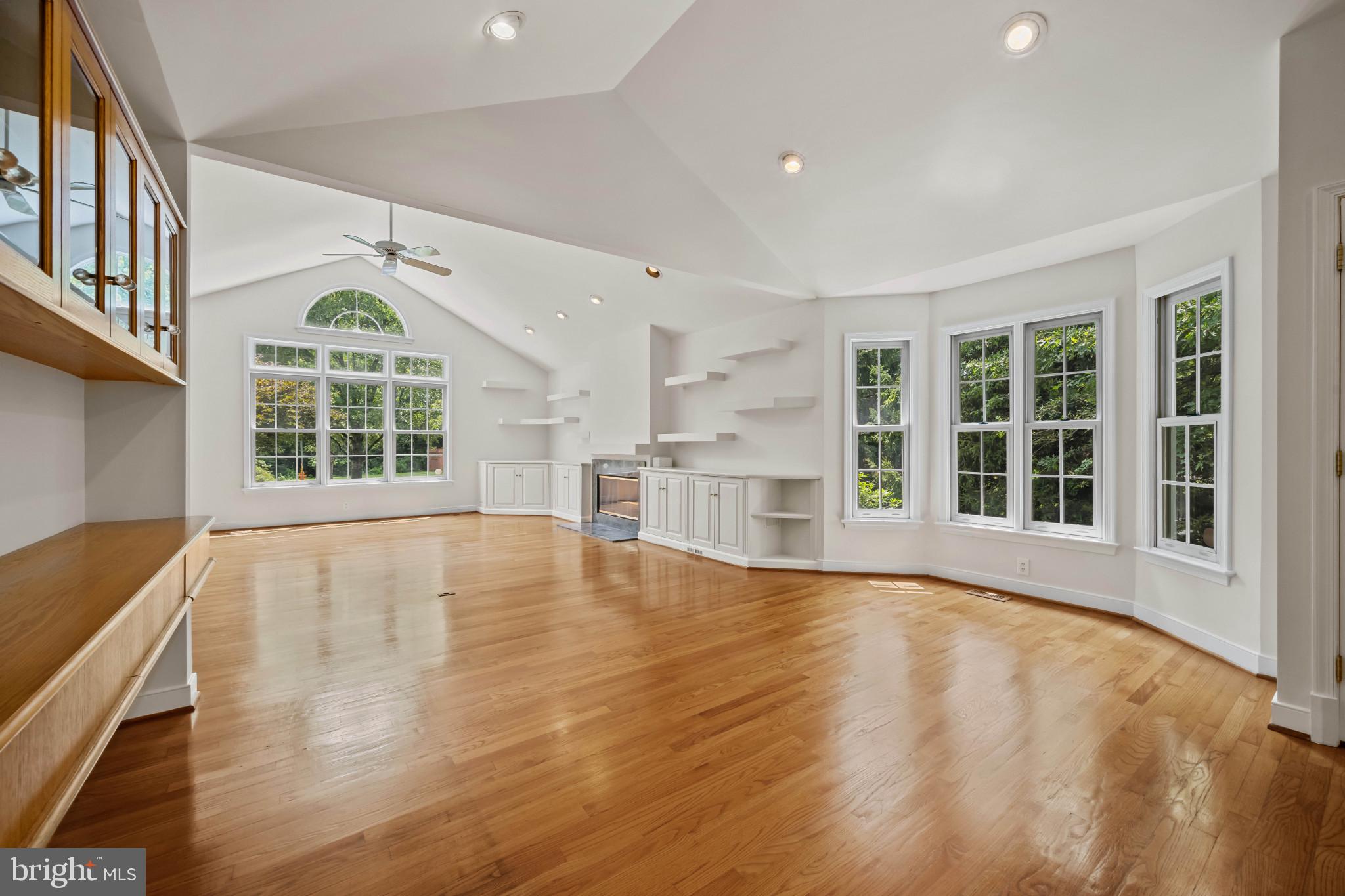 5001 Straight Star Pl