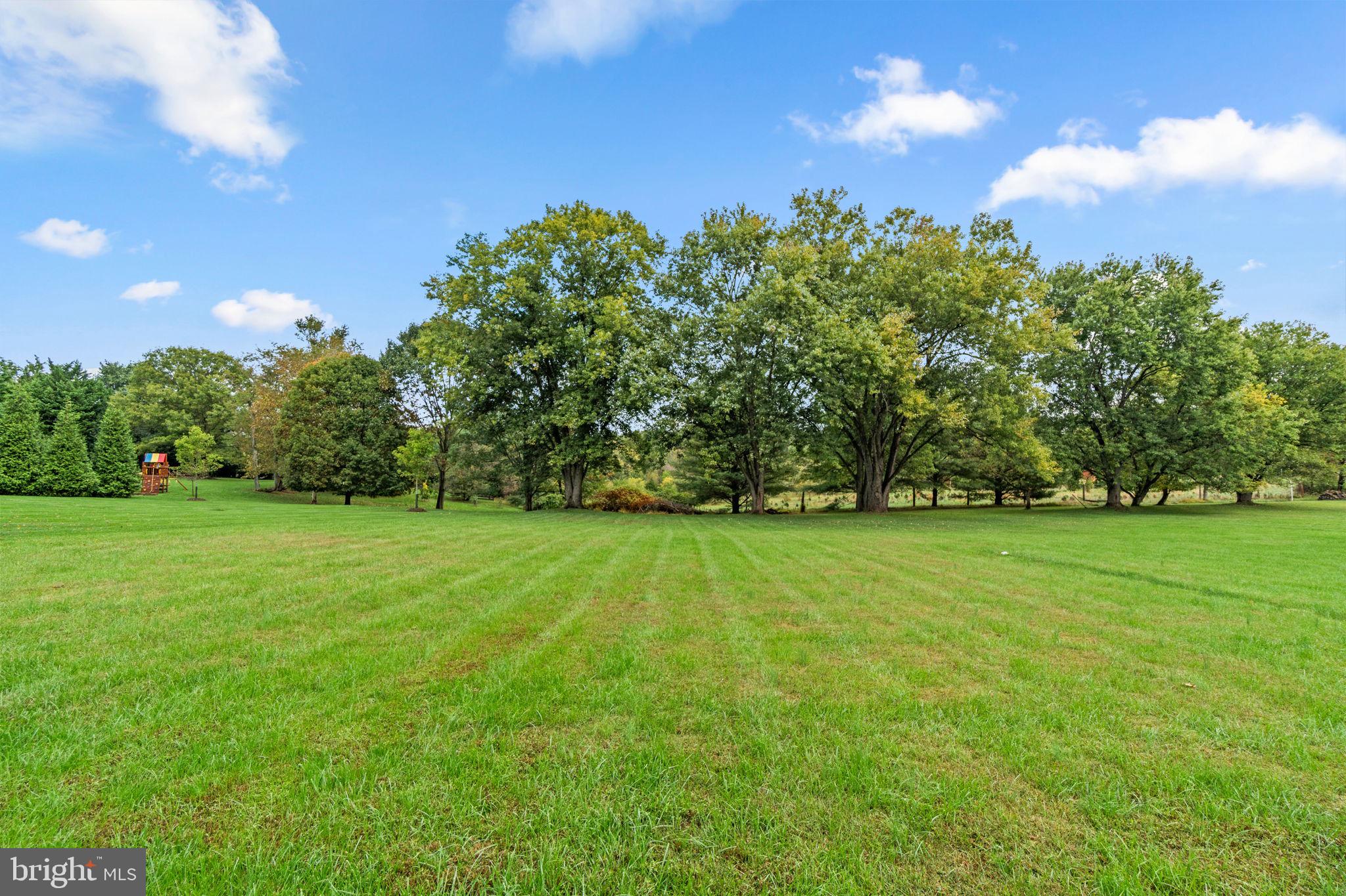 16020 FIELDS END COURT