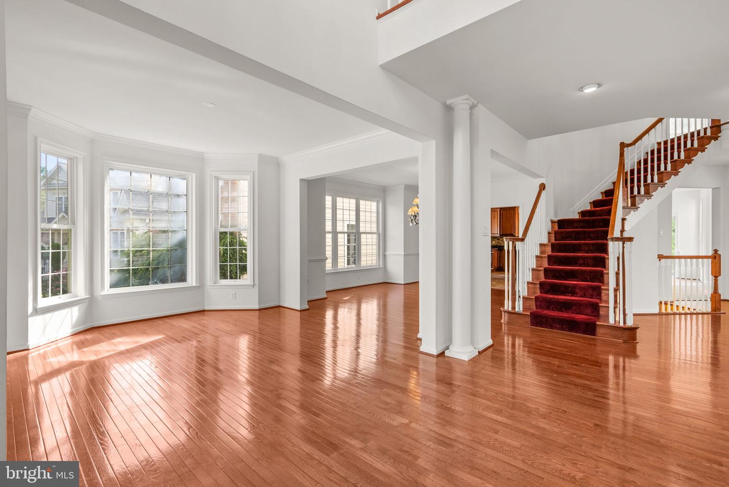 10120 Summer Glow Walk