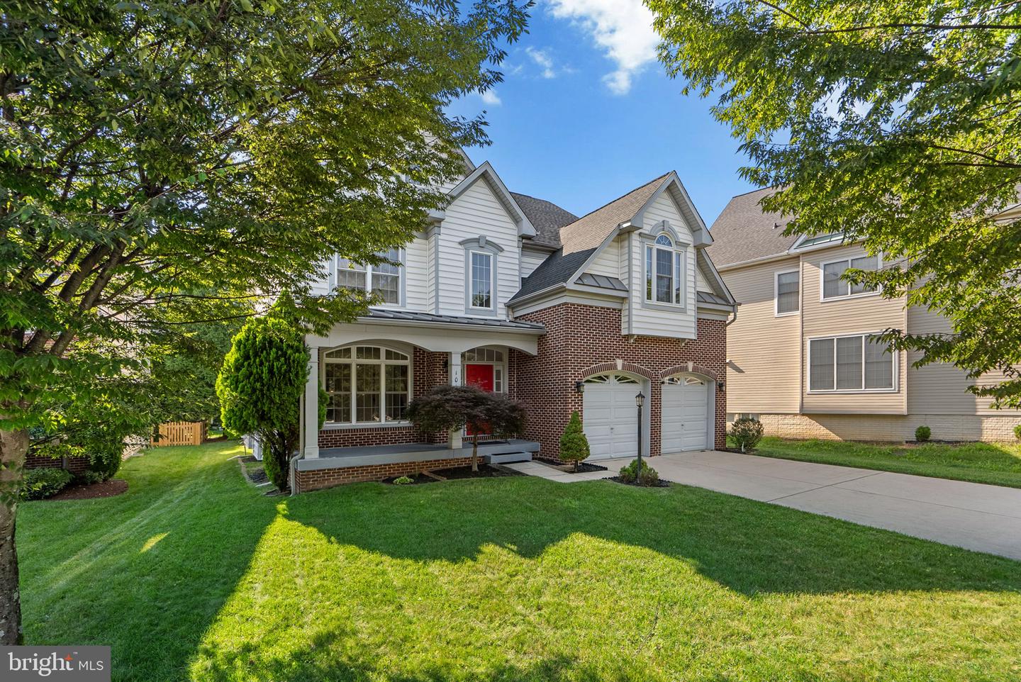 10120 Summer Glow Walk