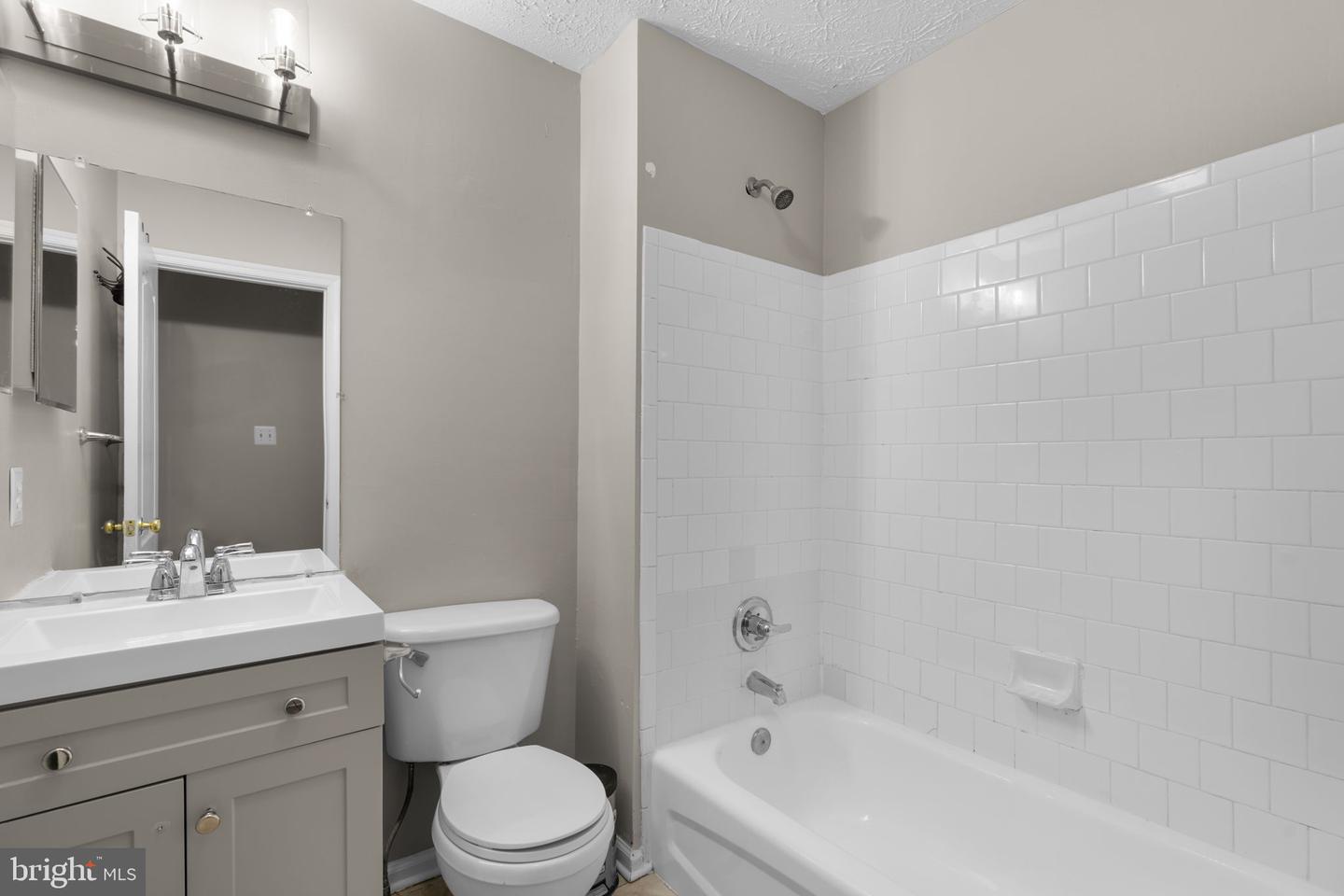 8839 Hawthorne Ct
