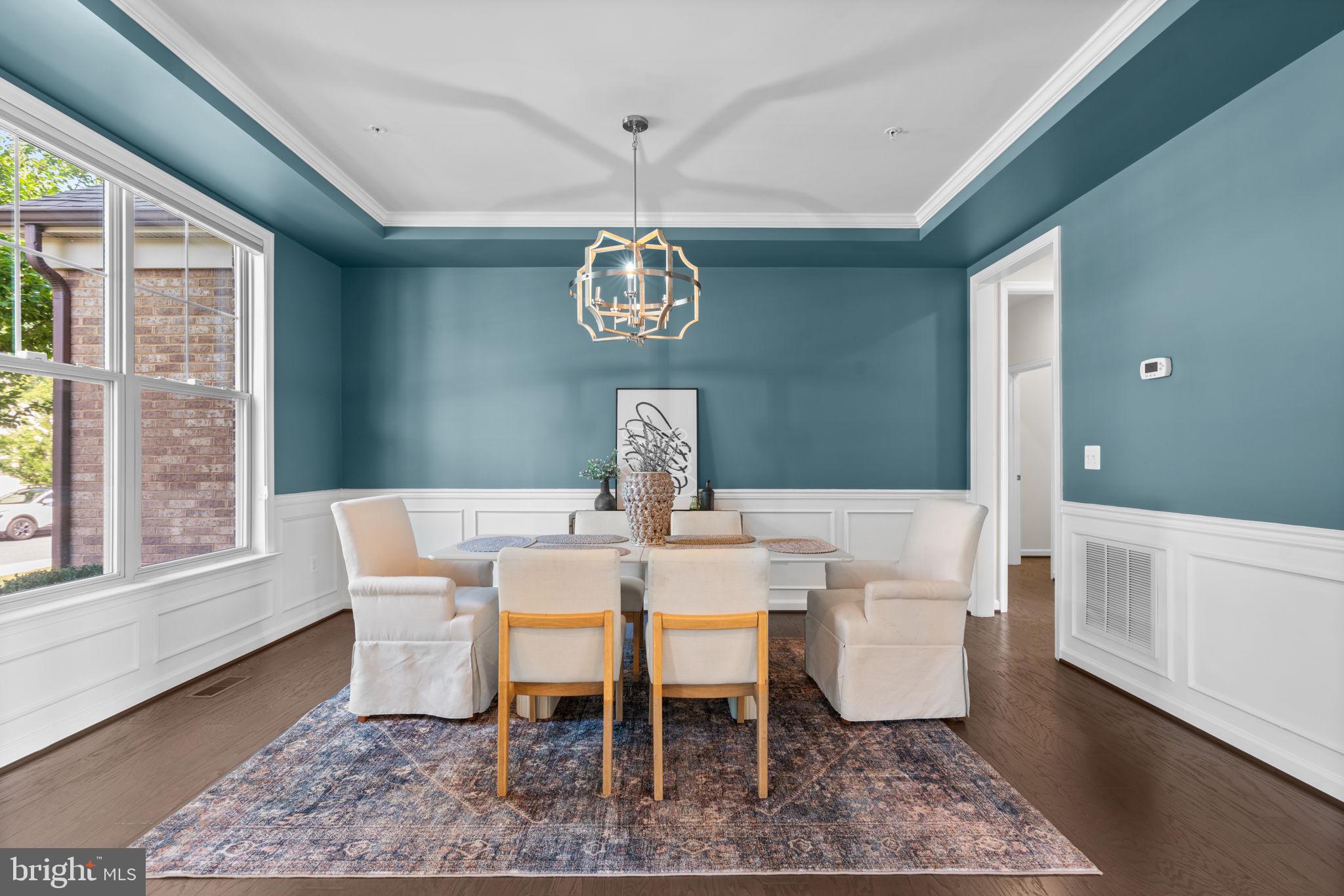 2414 Valley View Way