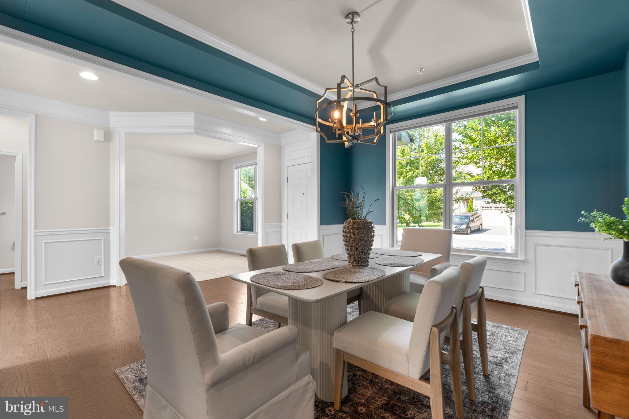 2414 Valley View Way