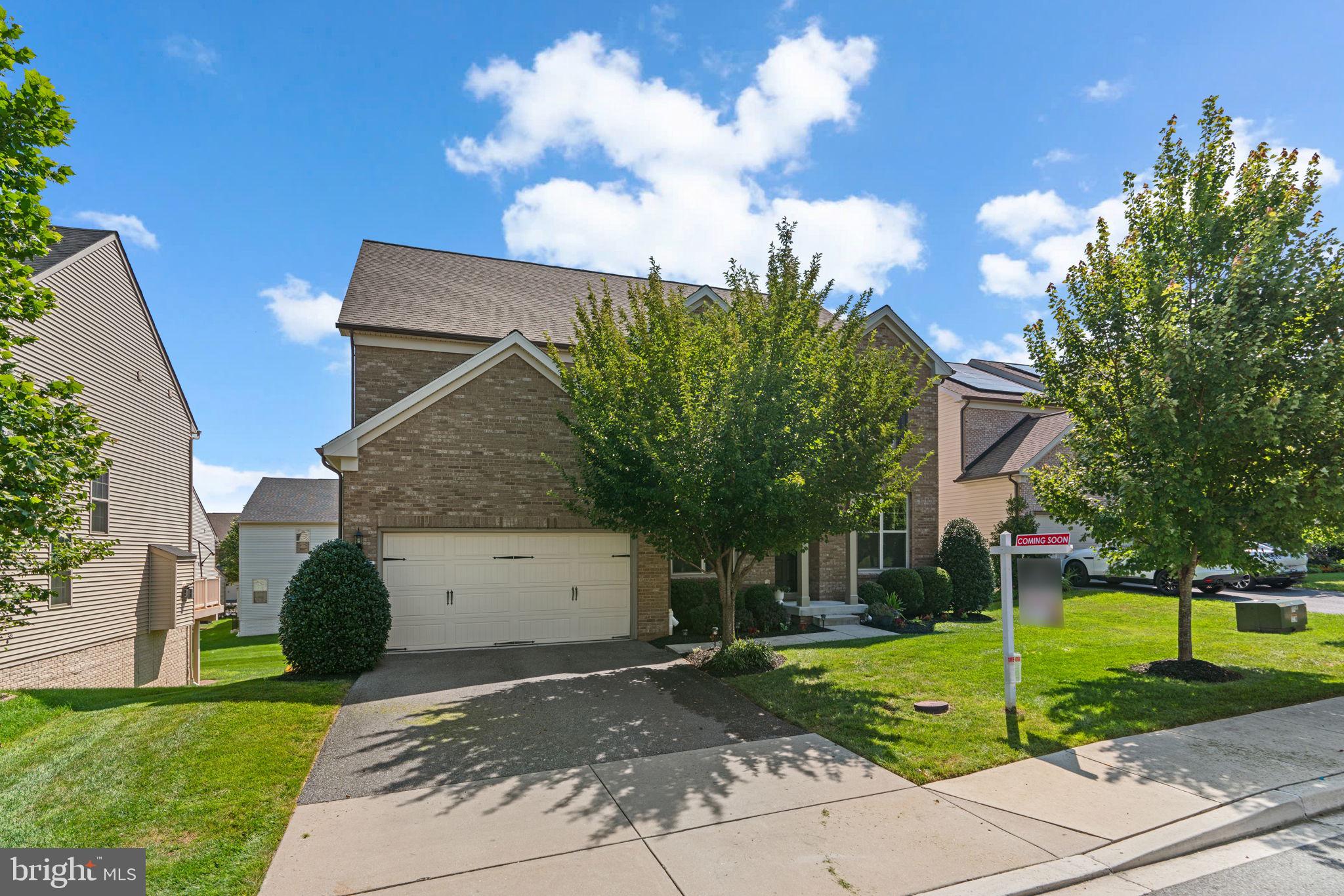 2414 Valley View Way