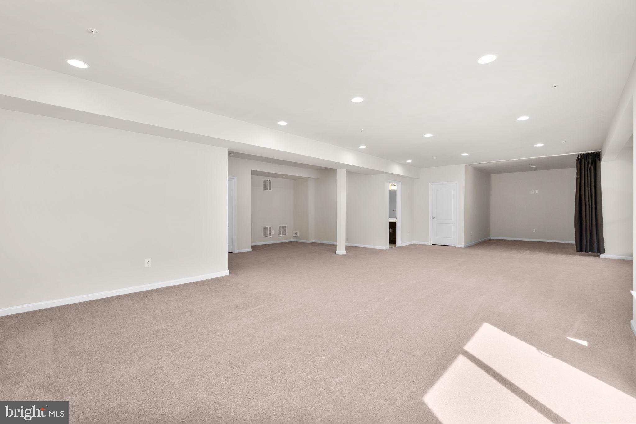 2414 Valley View Way