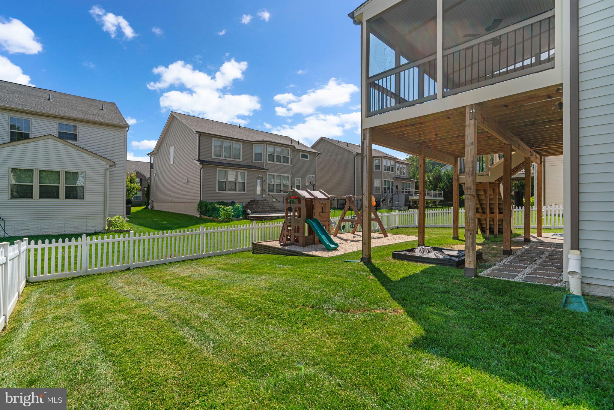 2414 Valley View Way