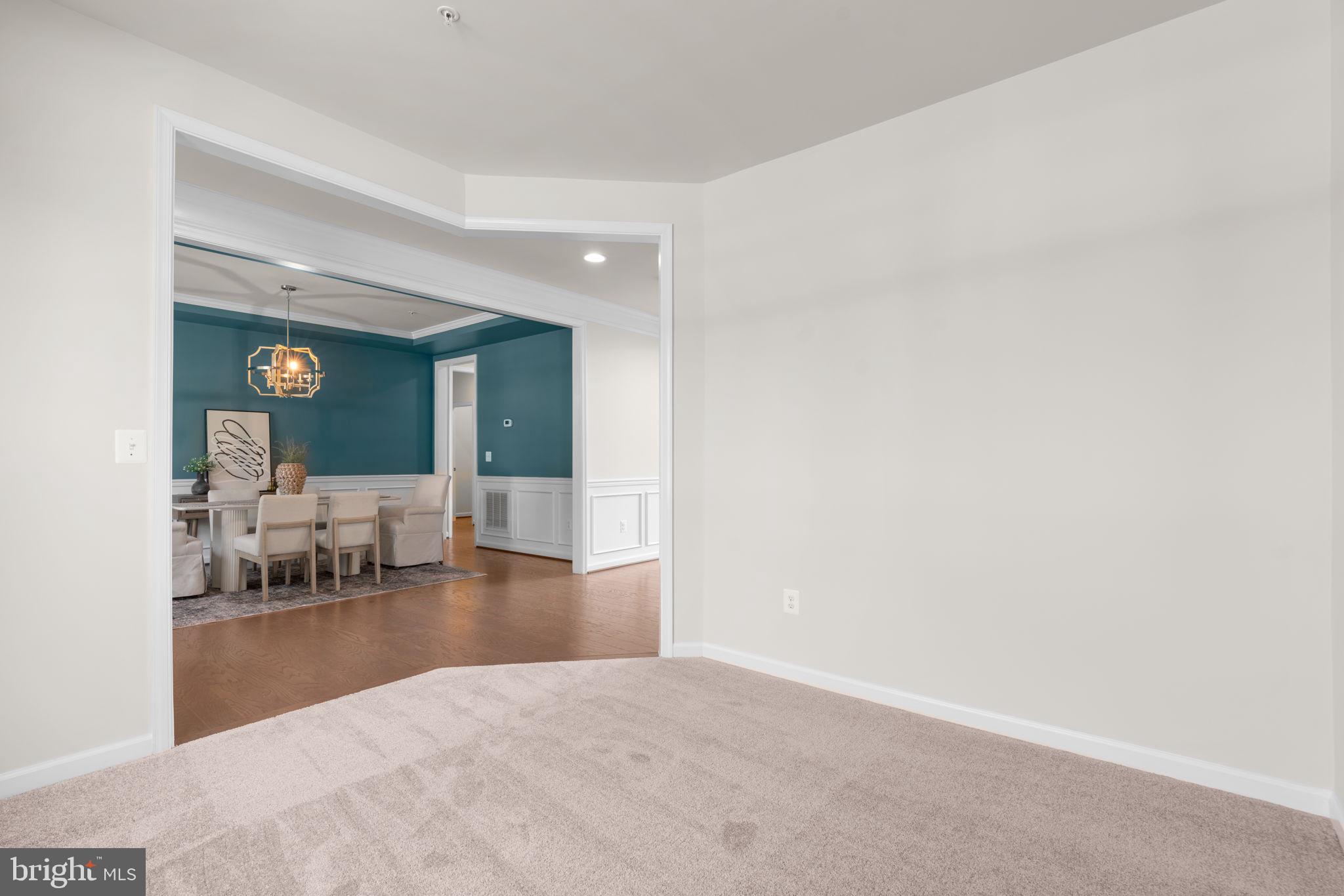 2414 Valley View Way