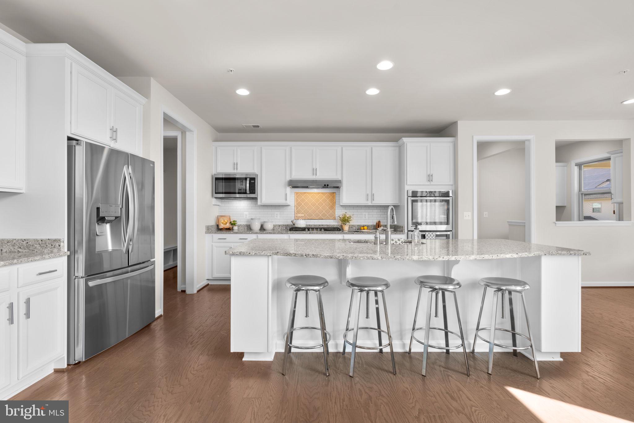 2414 Valley View Way