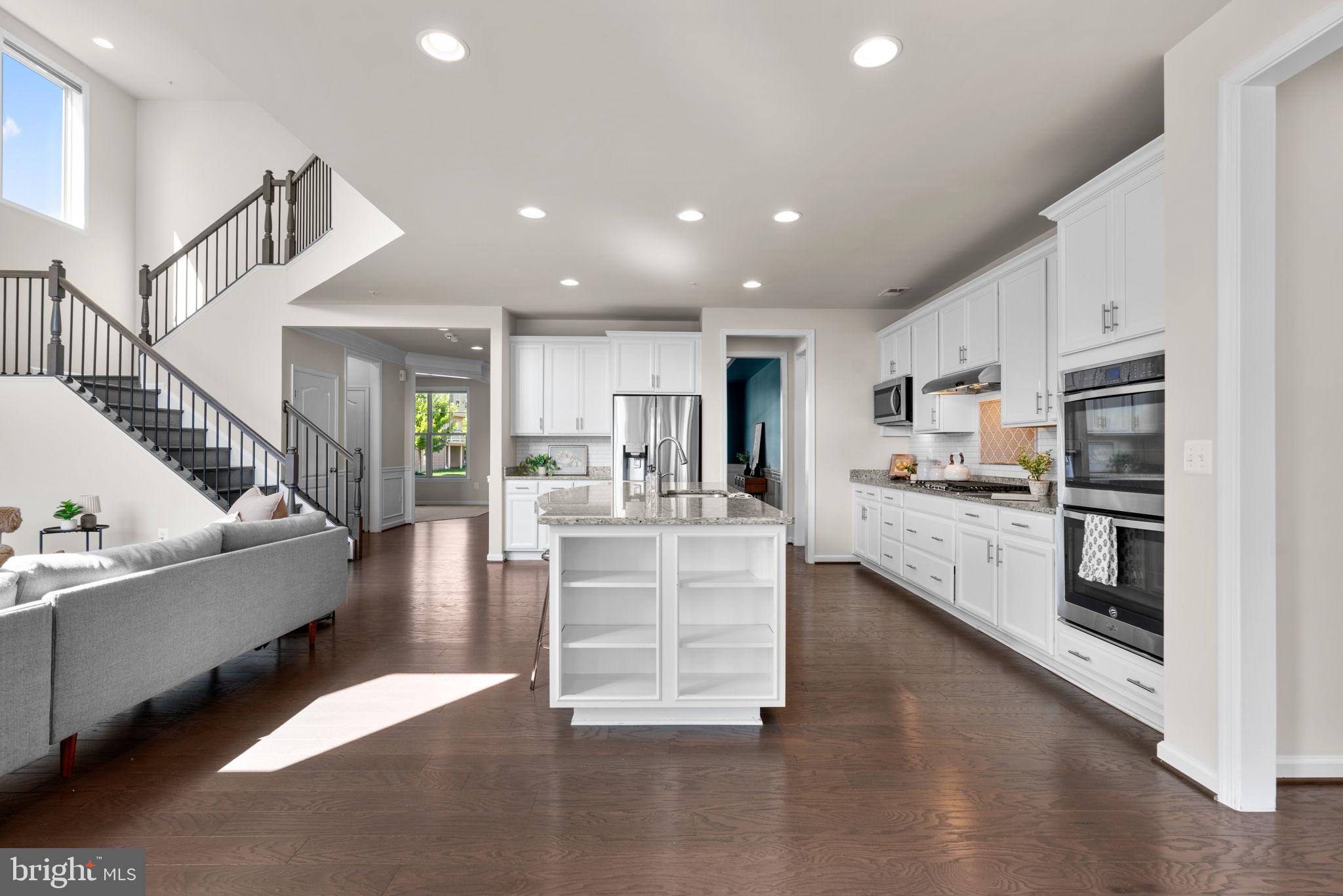 2414 Valley View Way