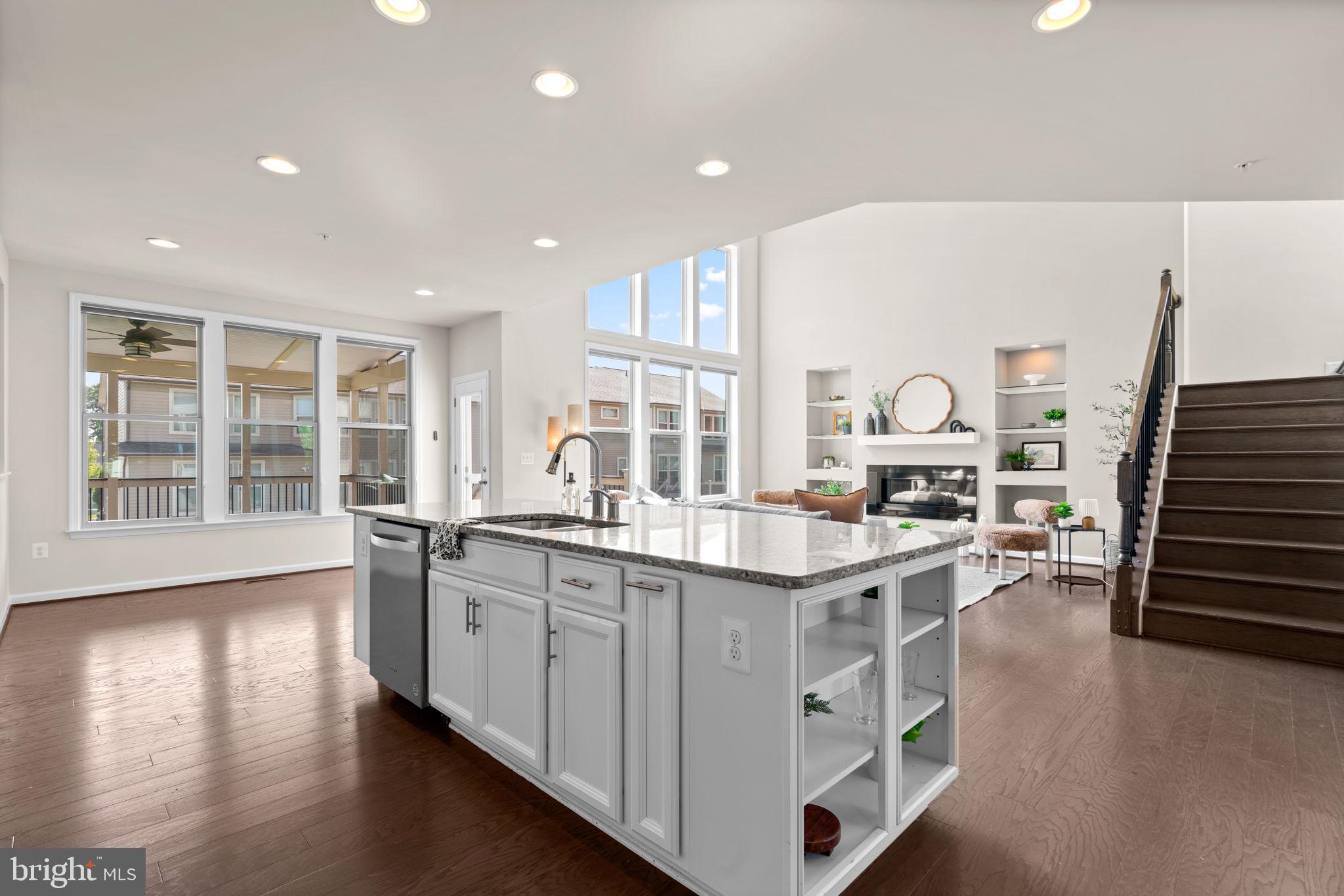 2414 Valley View Way