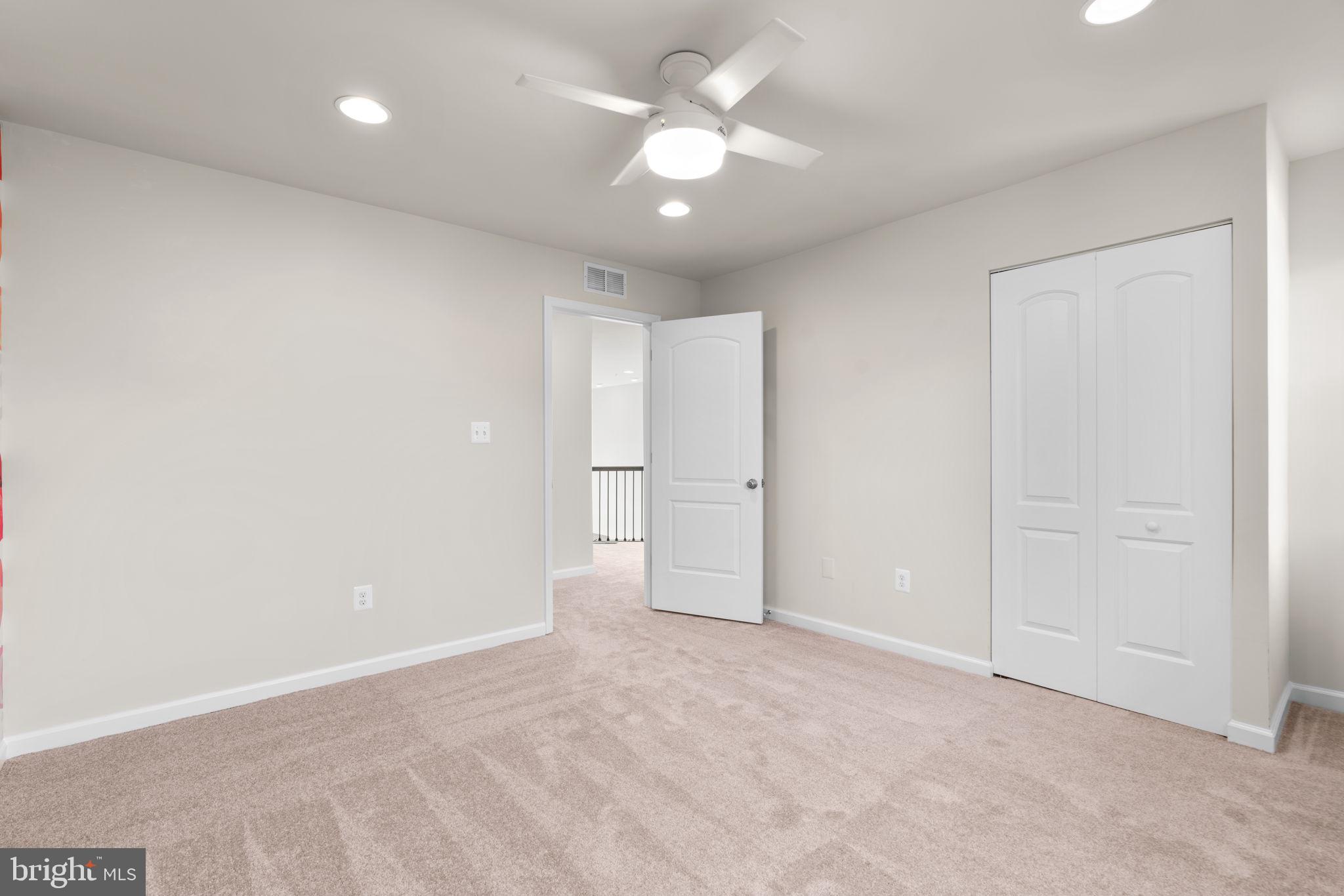 2414 Valley View Way