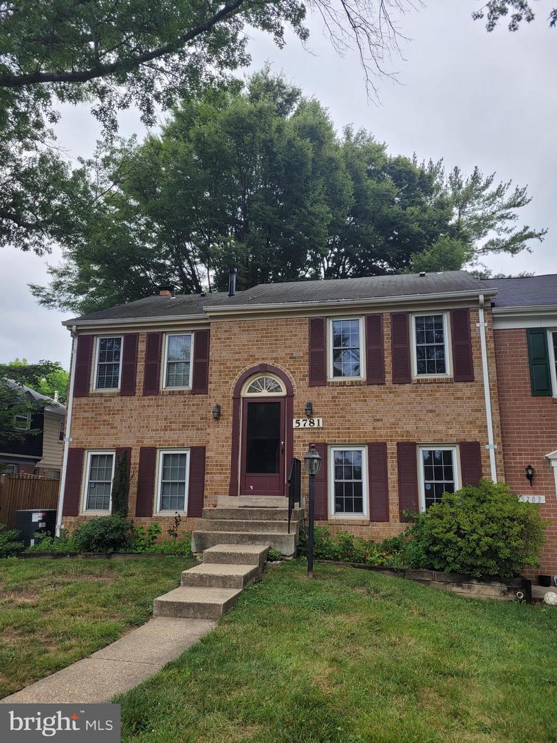 5781 Alderleaf Pl