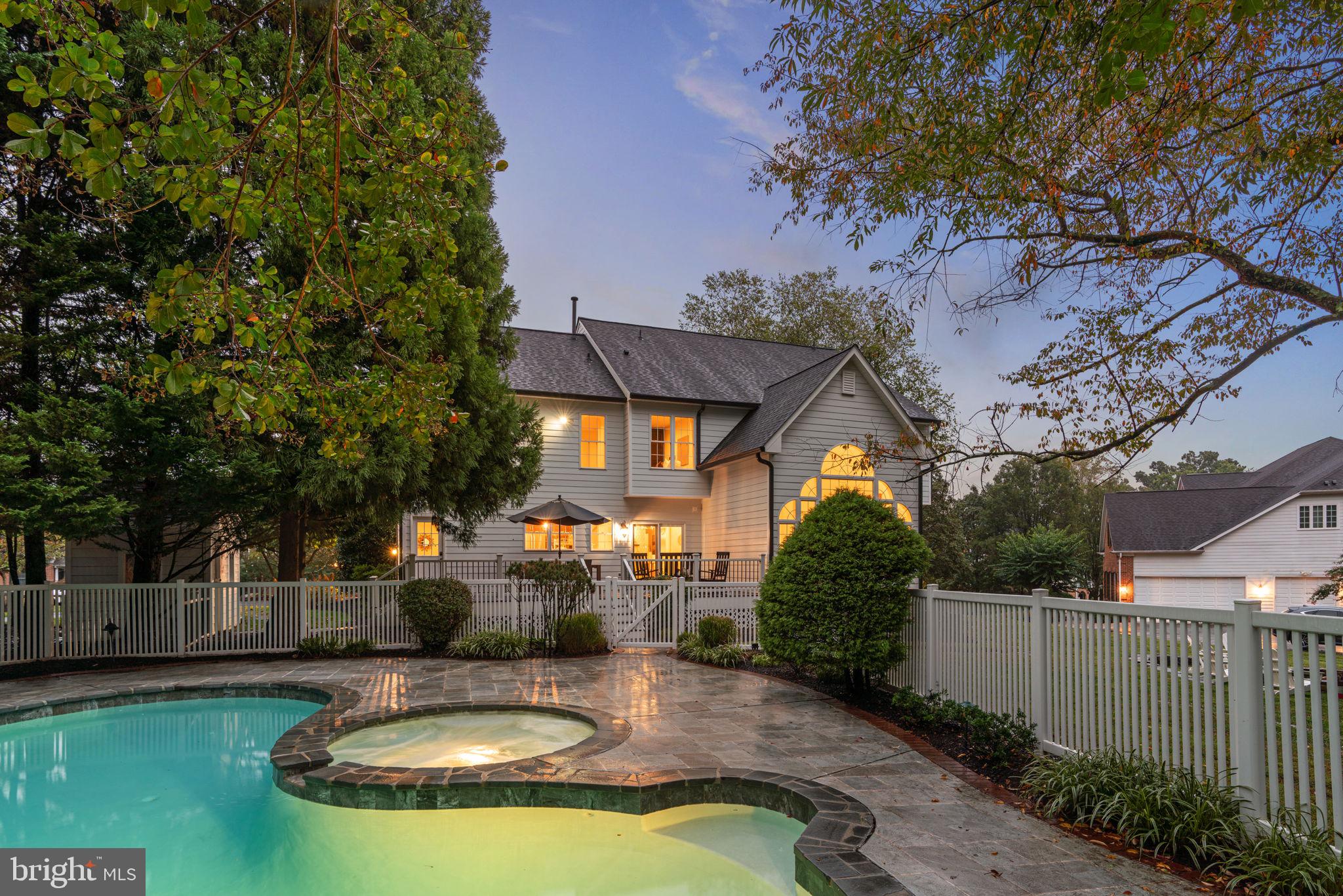 10312 KINGSWAY COURT