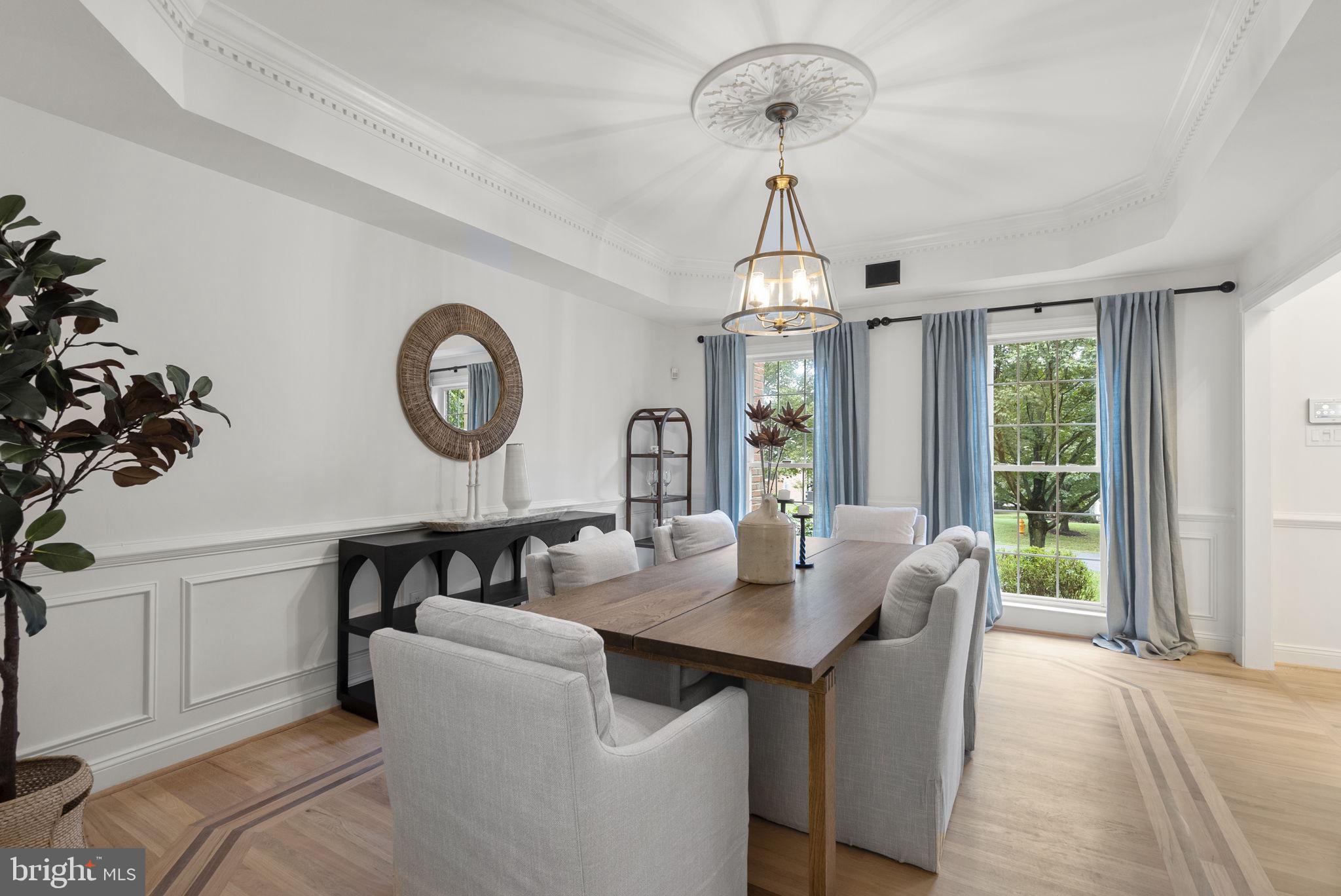 10312 KINGSWAY COURT