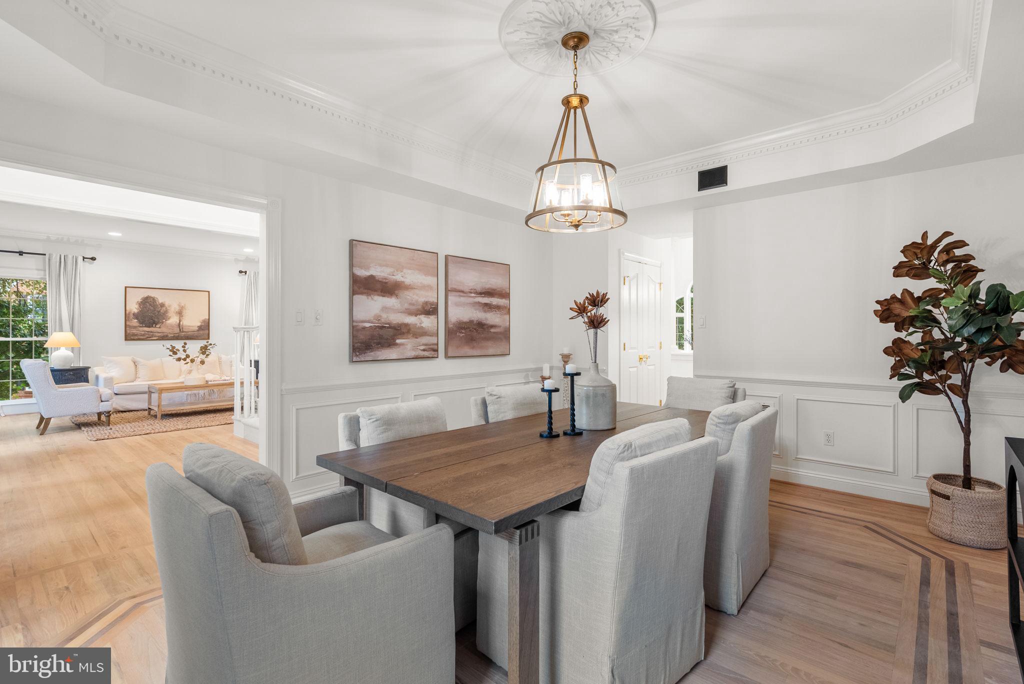 10312 KINGSWAY COURT