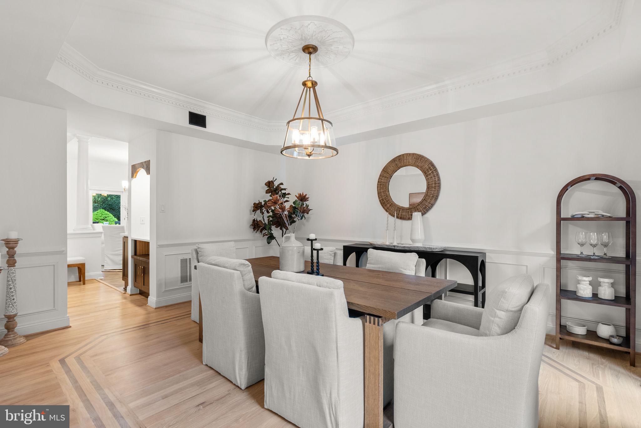 10312 KINGSWAY COURT