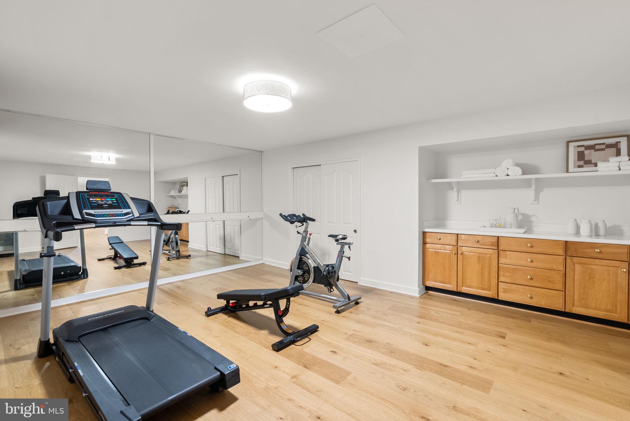 10312 KINGSWAY COURT