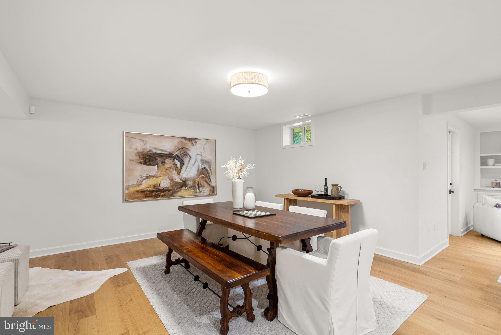 10312 KINGSWAY COURT