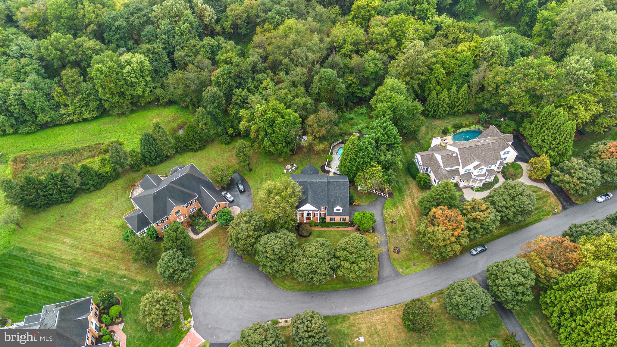 10312 KINGSWAY COURT