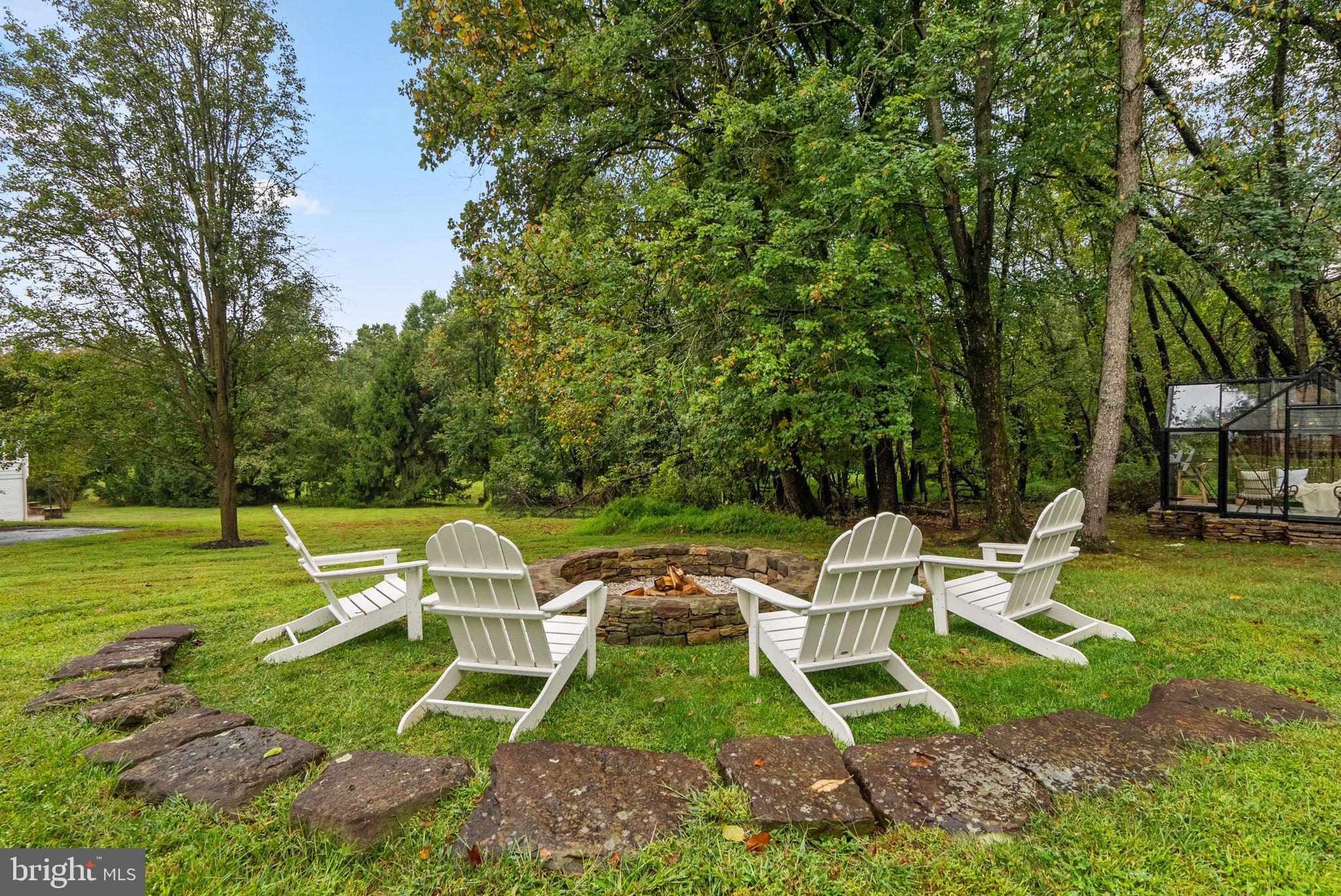 10312 KINGSWAY COURT