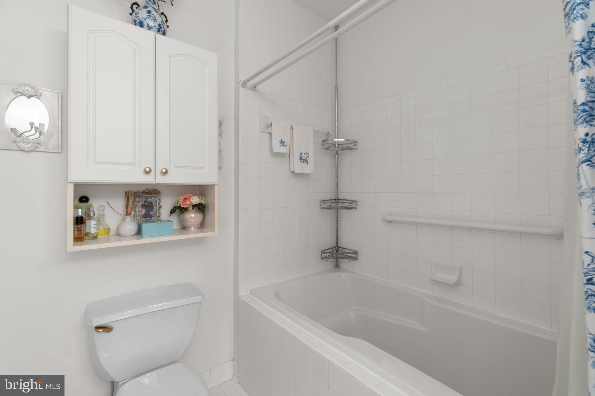 2111 GANTON GREEN E 110