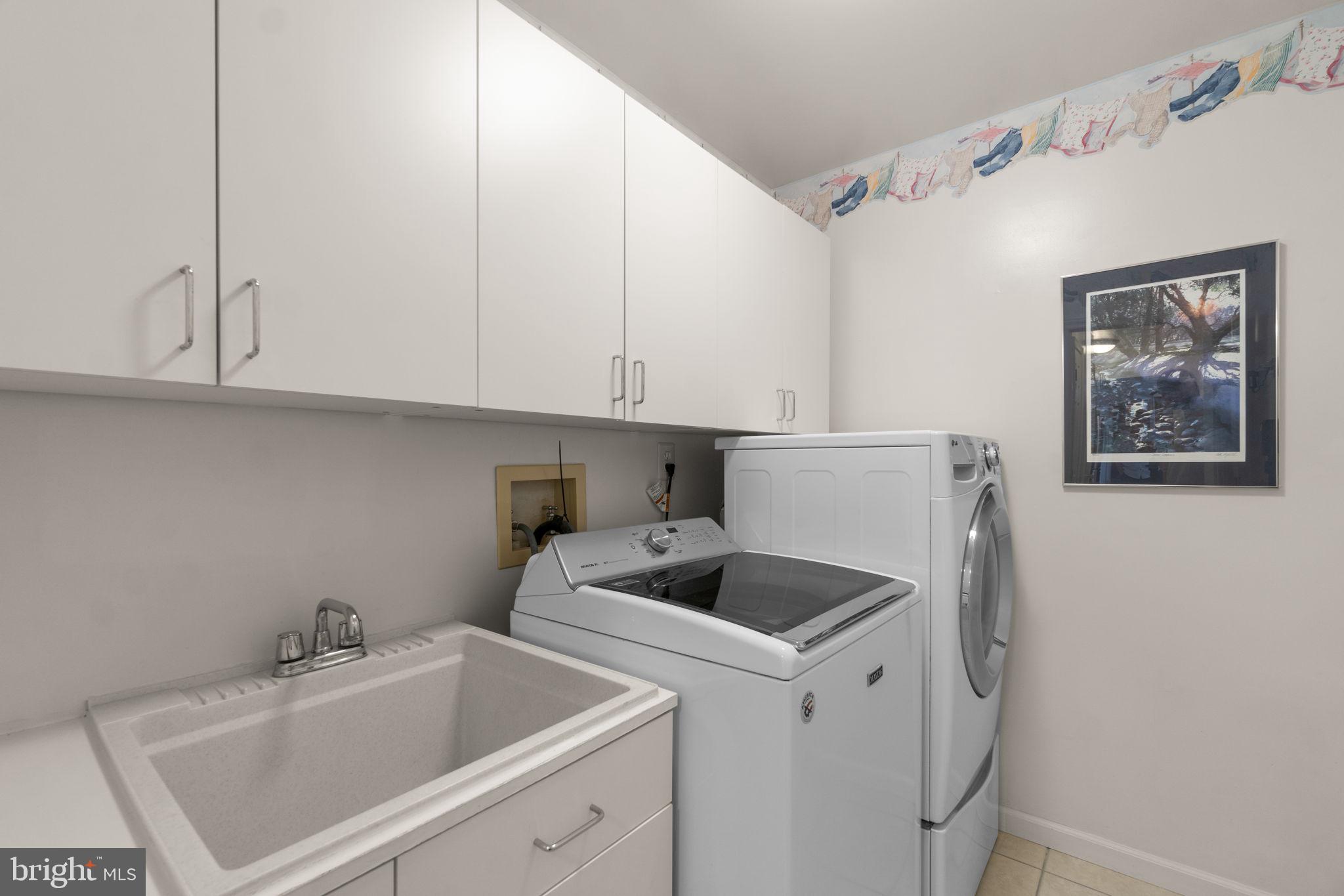 10655 BREEZEWOOD DRIVE