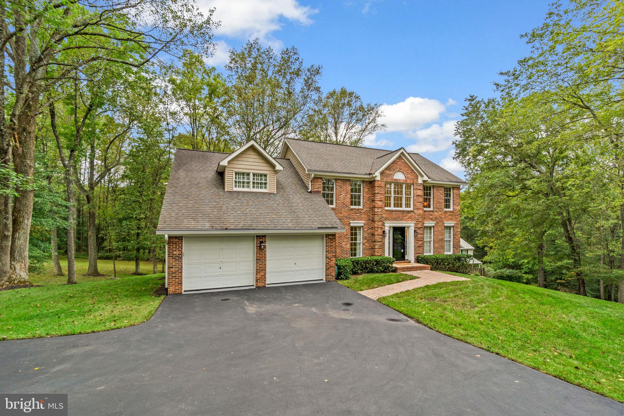 10655 BREEZEWOOD DRIVE