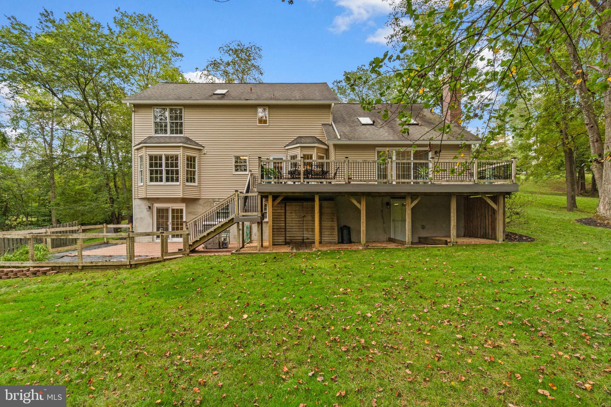 10655 BREEZEWOOD DRIVE