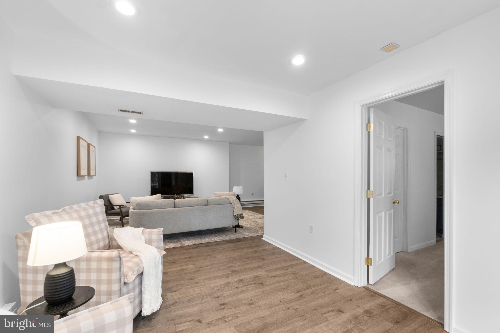 10655 BREEZEWOOD DRIVE