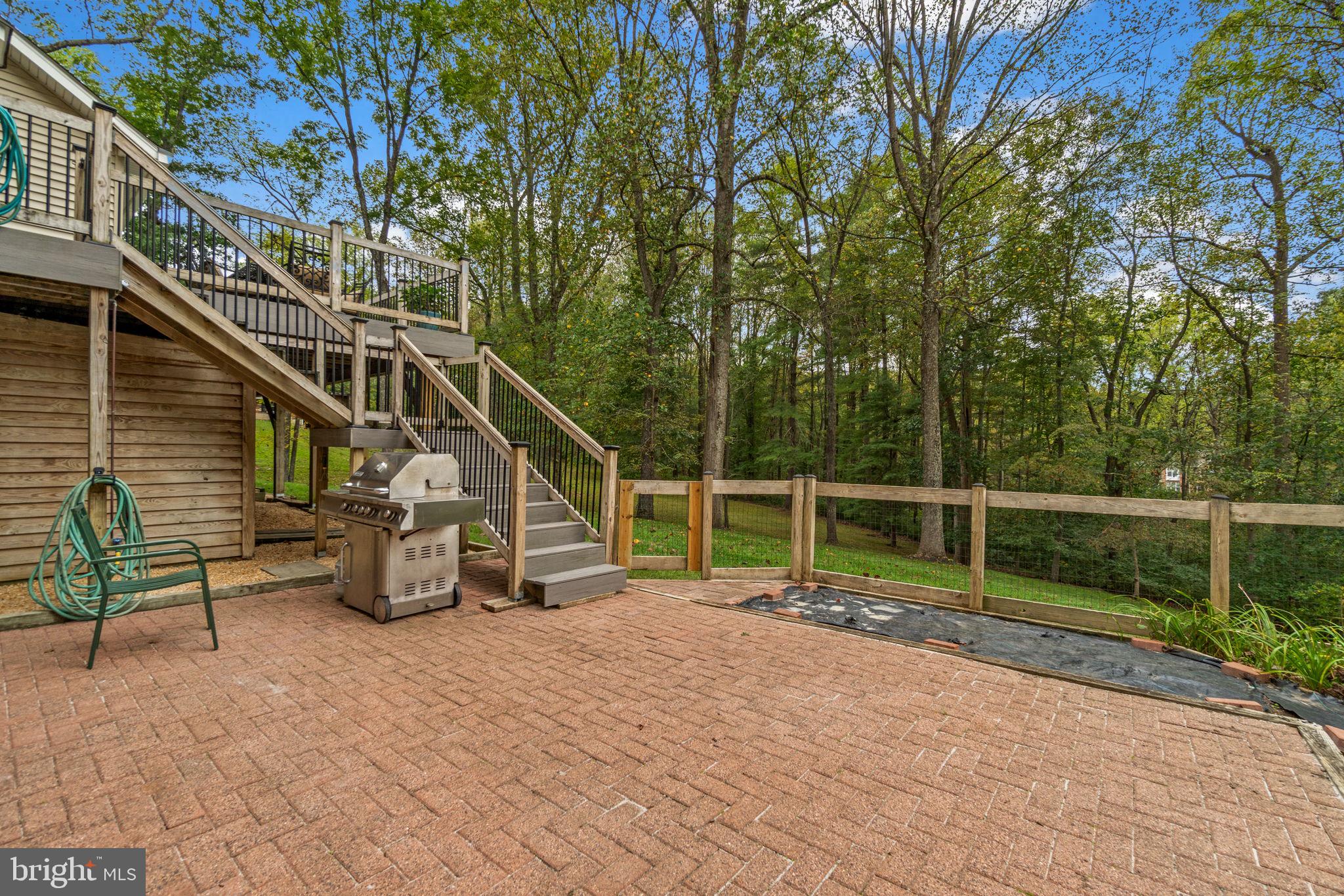 10655 BREEZEWOOD DRIVE