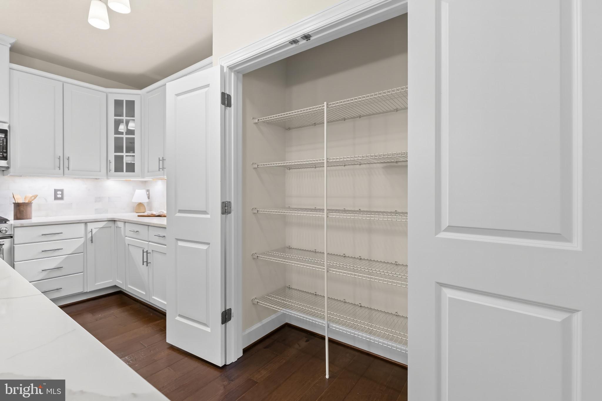 10520 RESORT ROAD 304