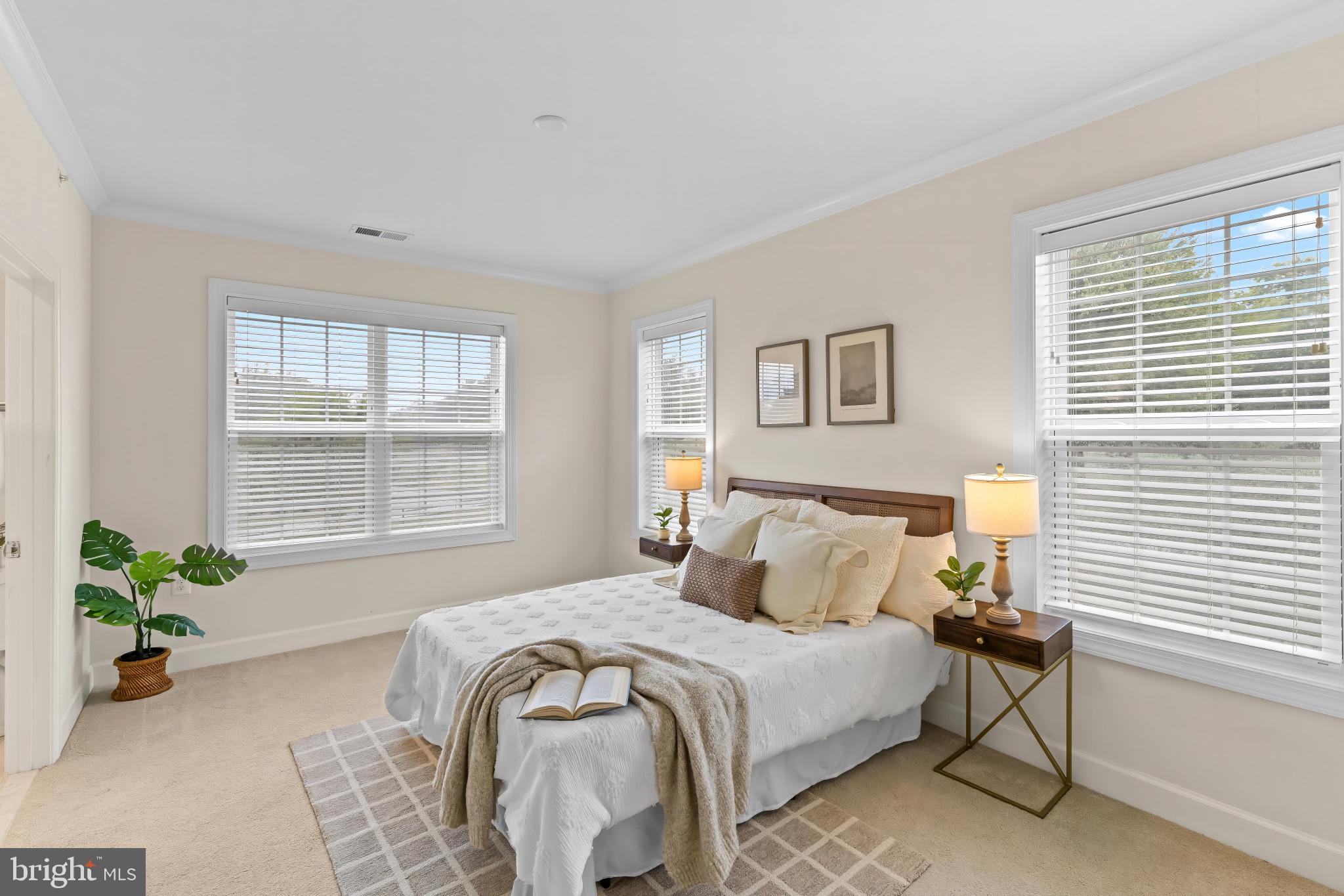 10520 RESORT ROAD 304