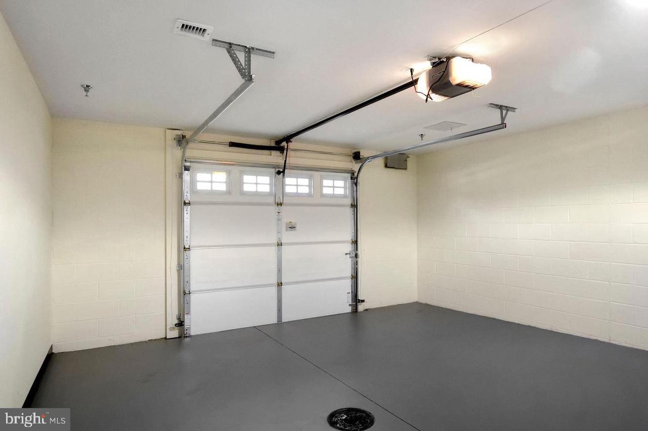 10520 RESORT ROAD 304