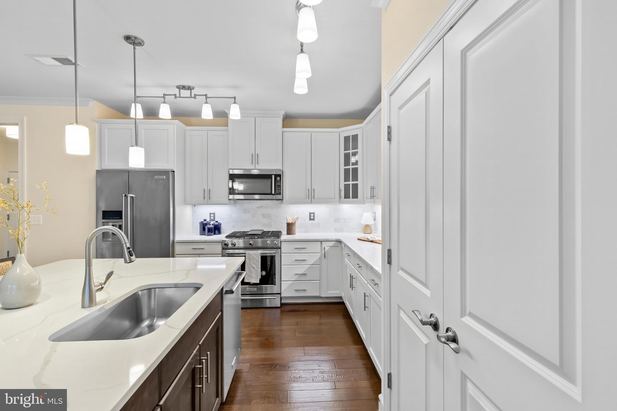 10520 RESORT ROAD 304