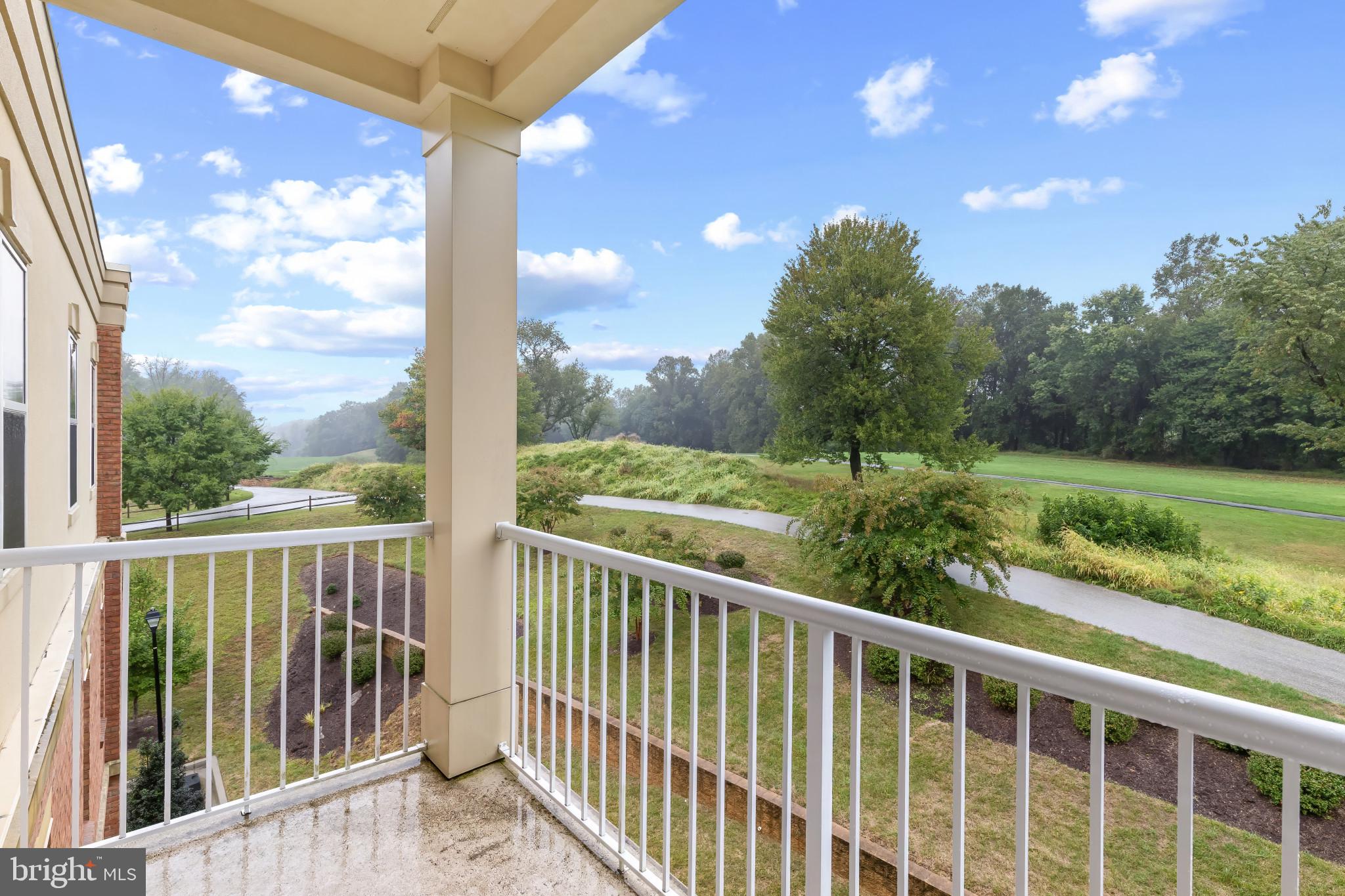 10520 RESORT ROAD 304