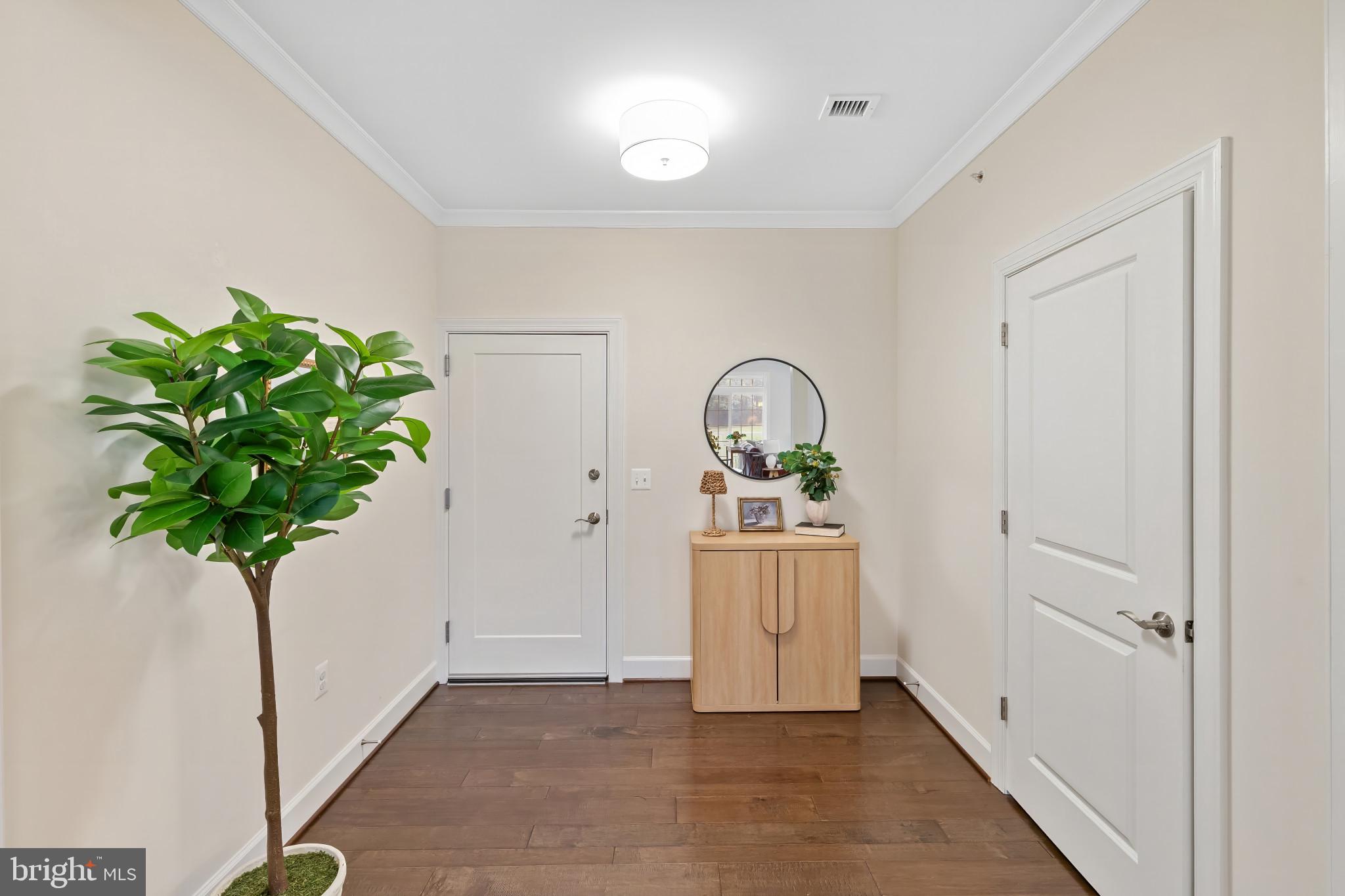 10520 RESORT ROAD 304